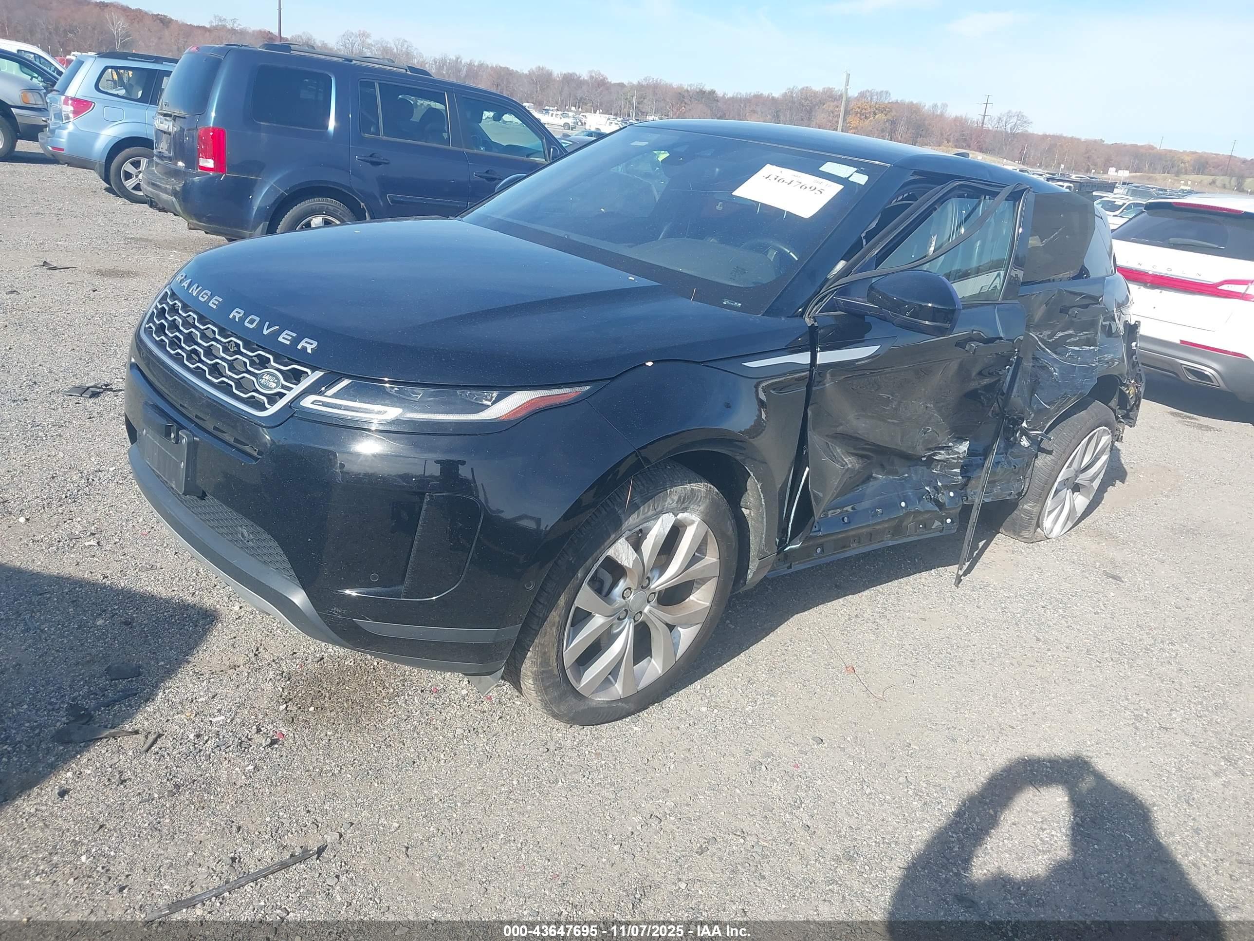 LAND ROVER image 2