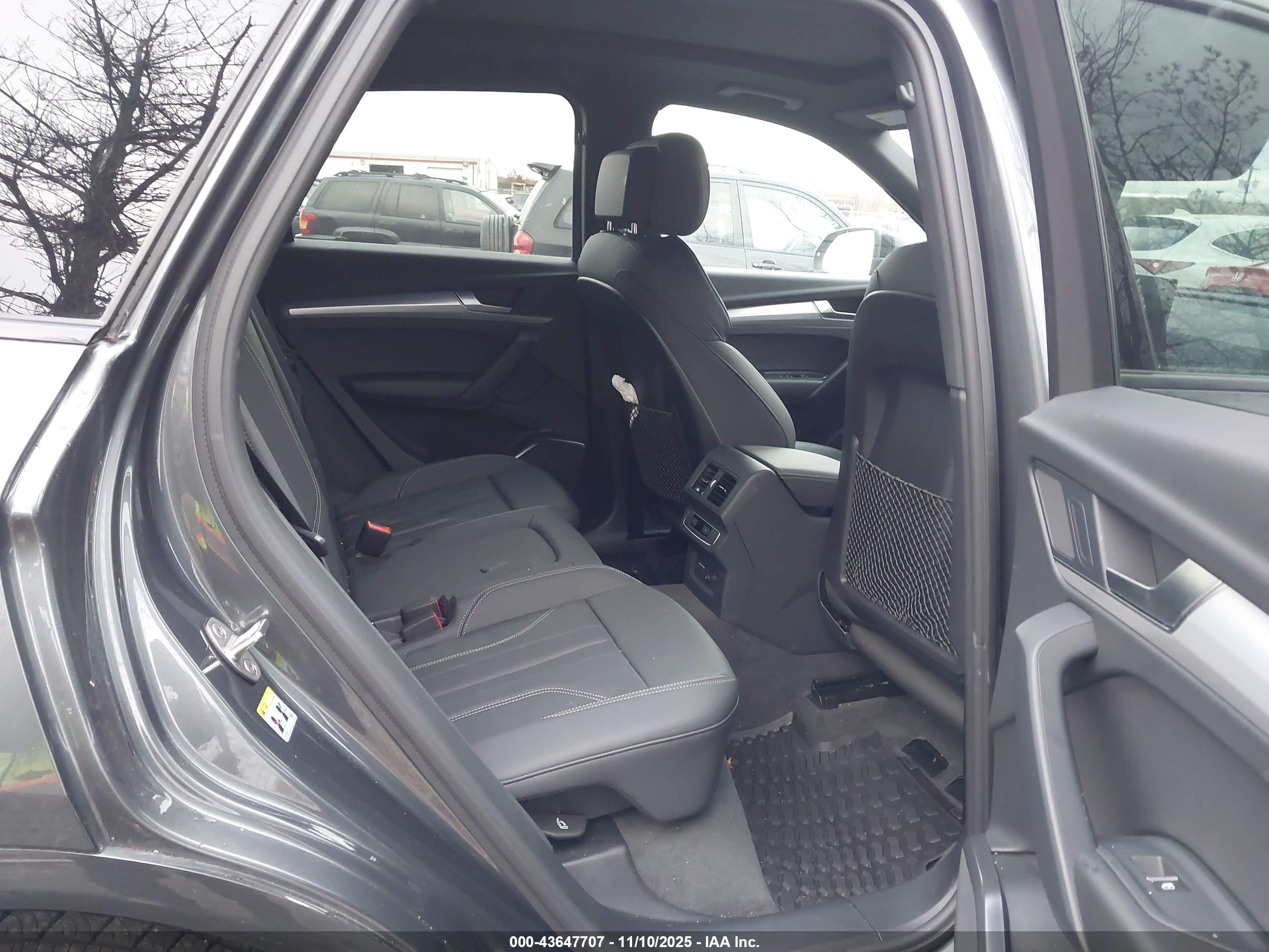 AUDI Q5 image 8