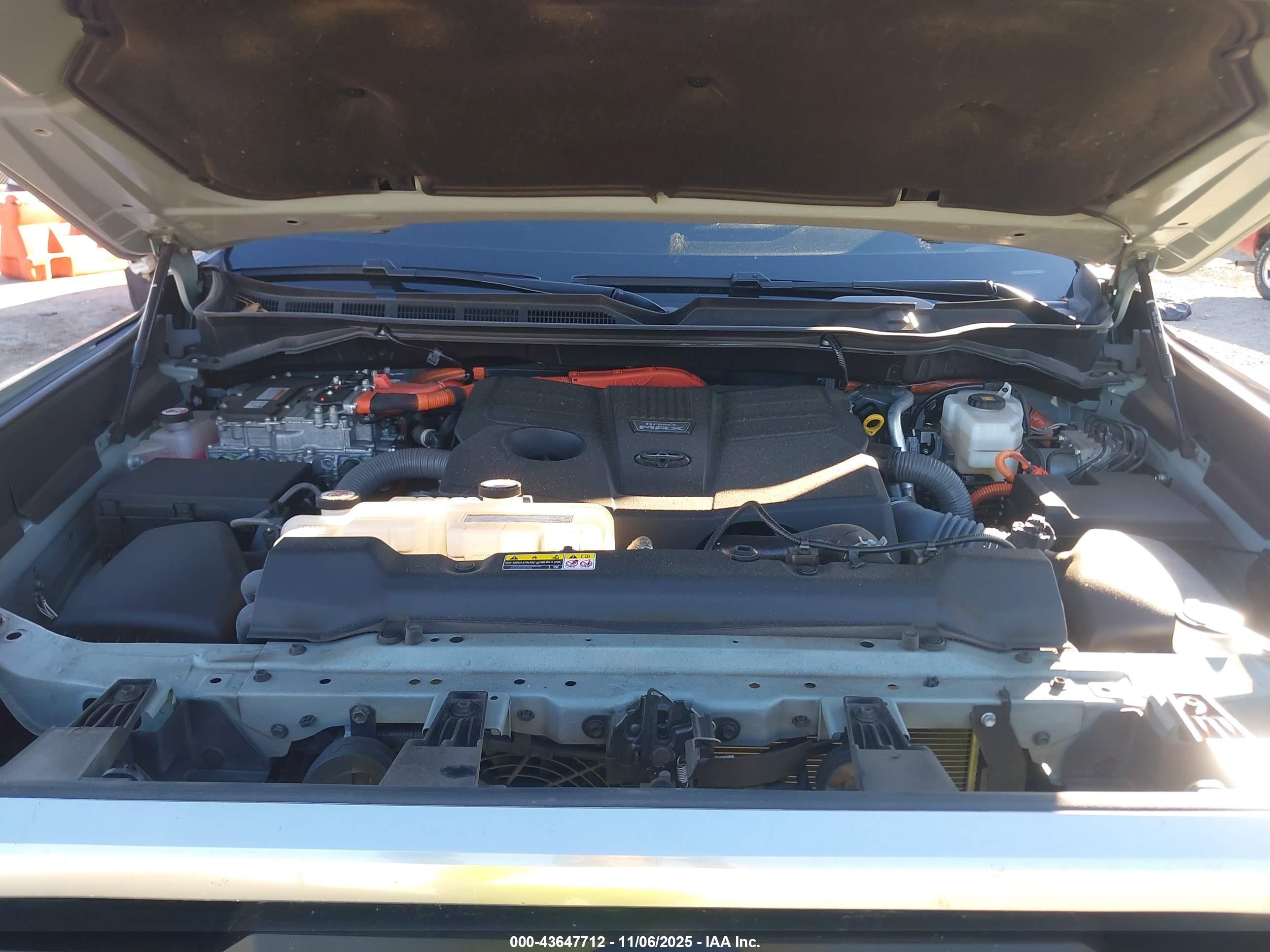 TOYOTA TUNDRA image 10
