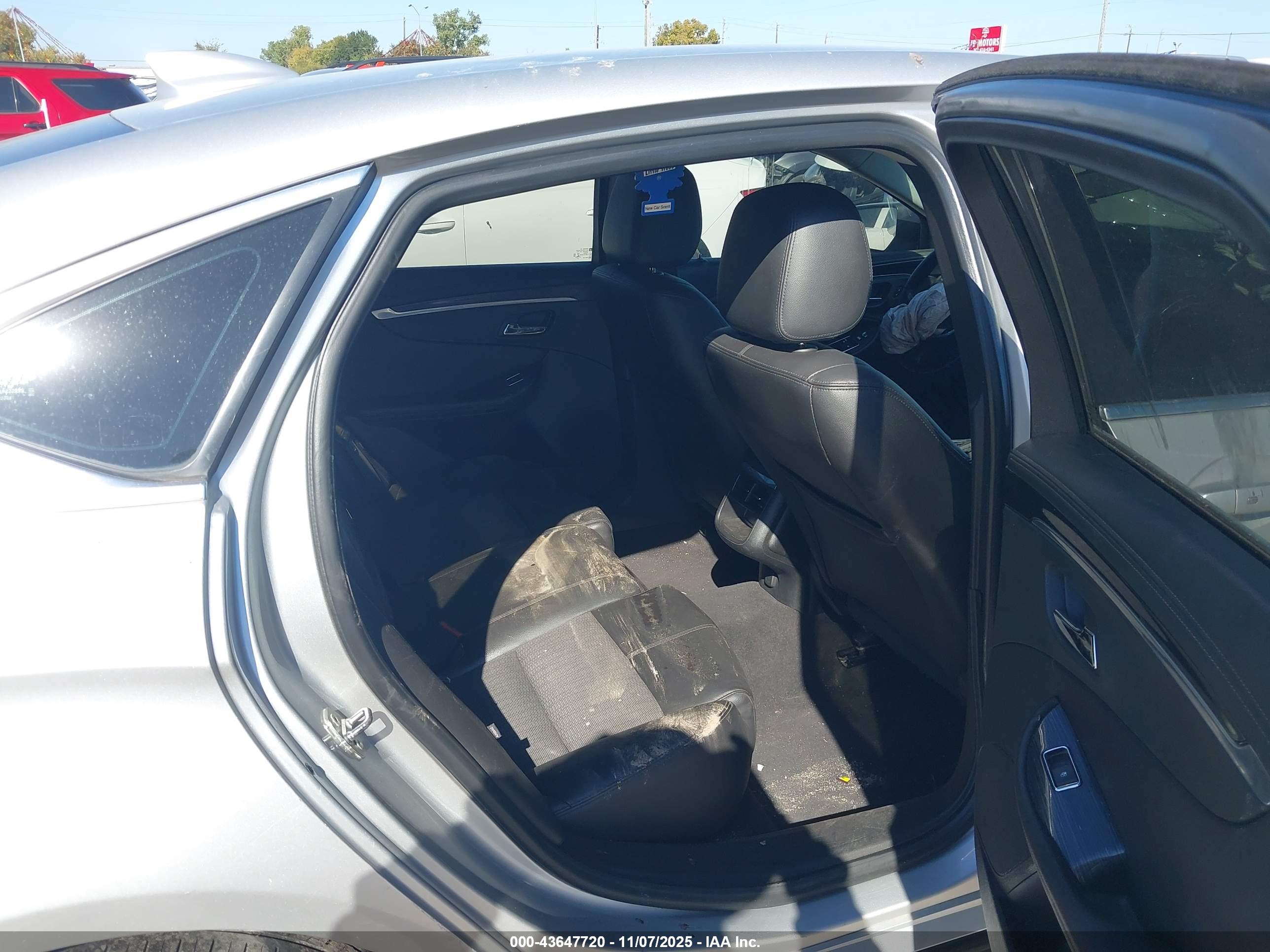 CHEVROLET IMPALA image 8