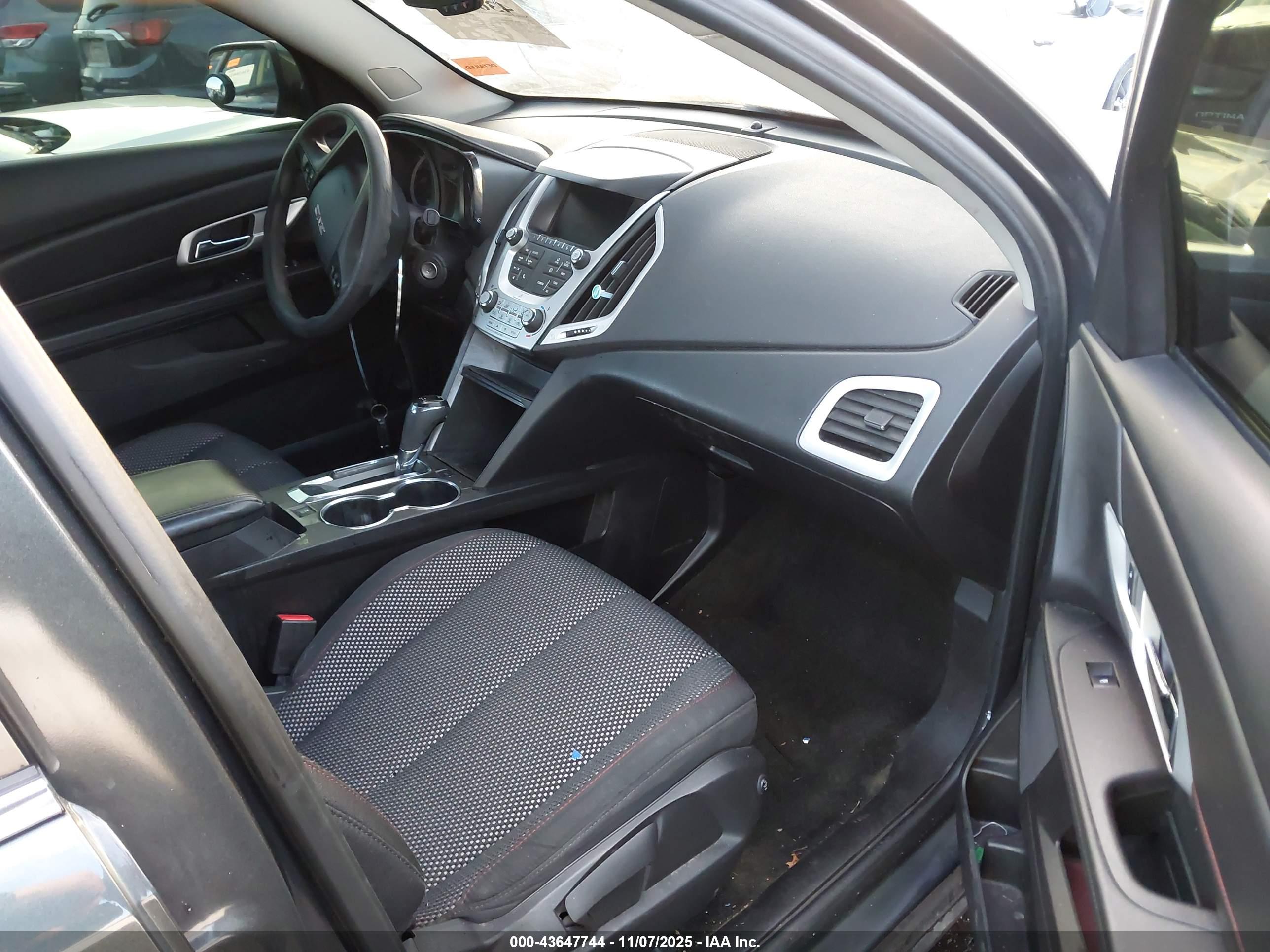 GMC TERRAIN image 5
