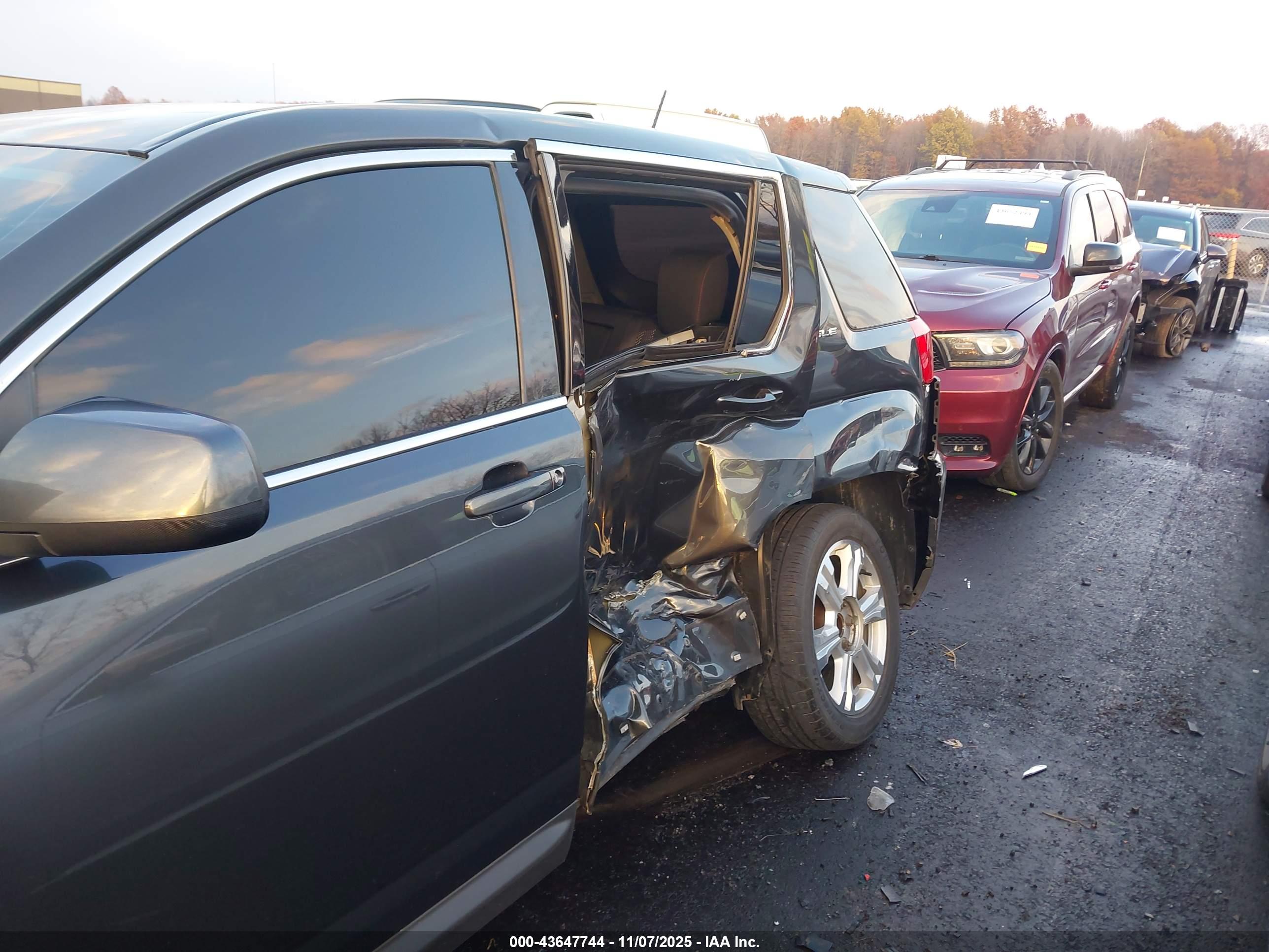GMC TERRAIN image 6