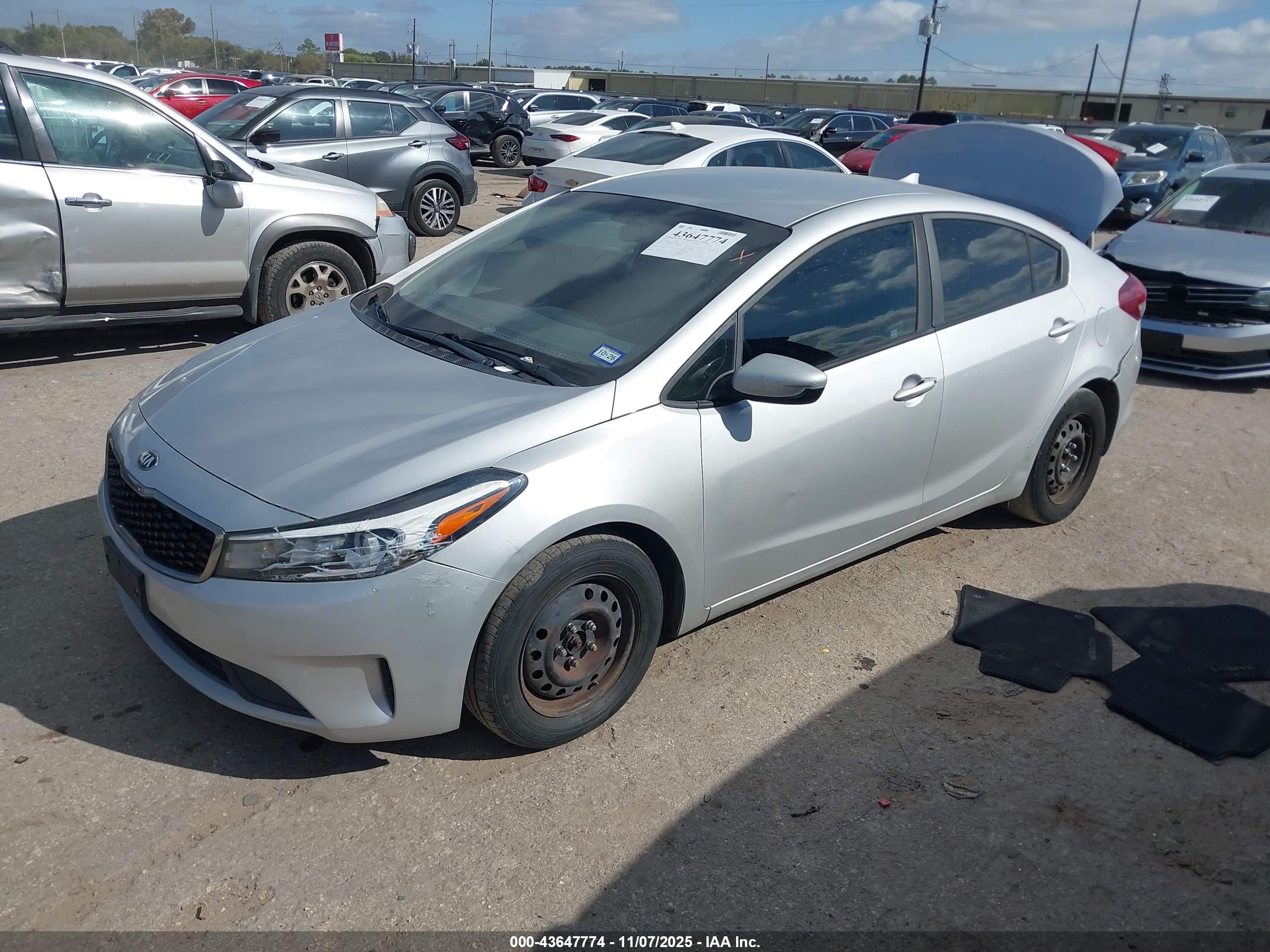 KIA FORTE image 2