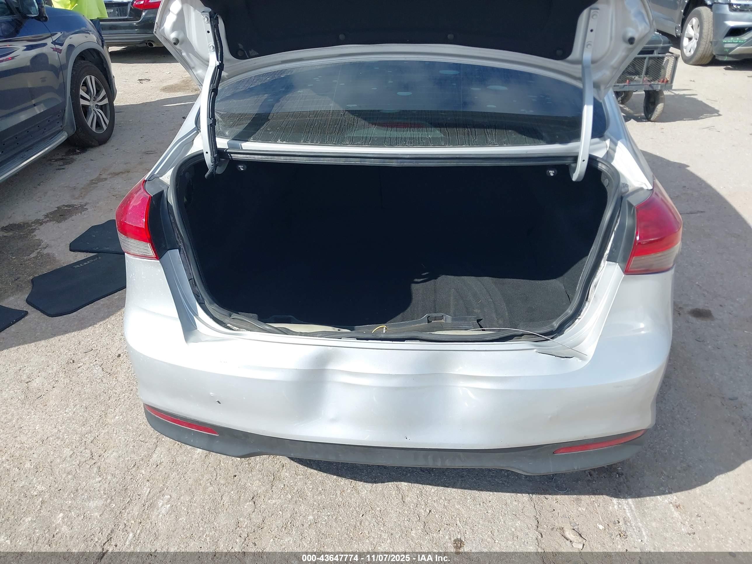 KIA FORTE image 6