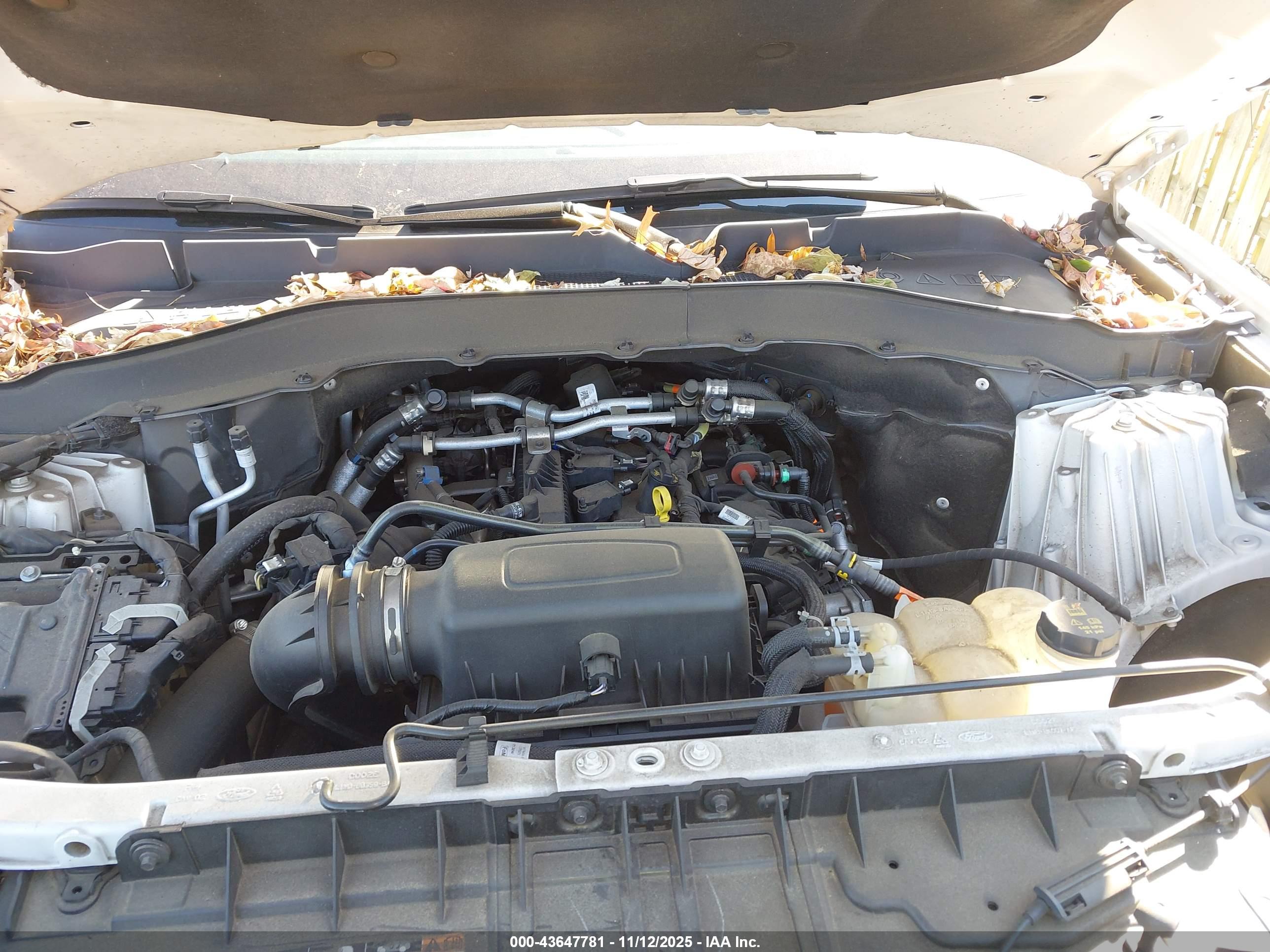 FORD EXPLORER image 10