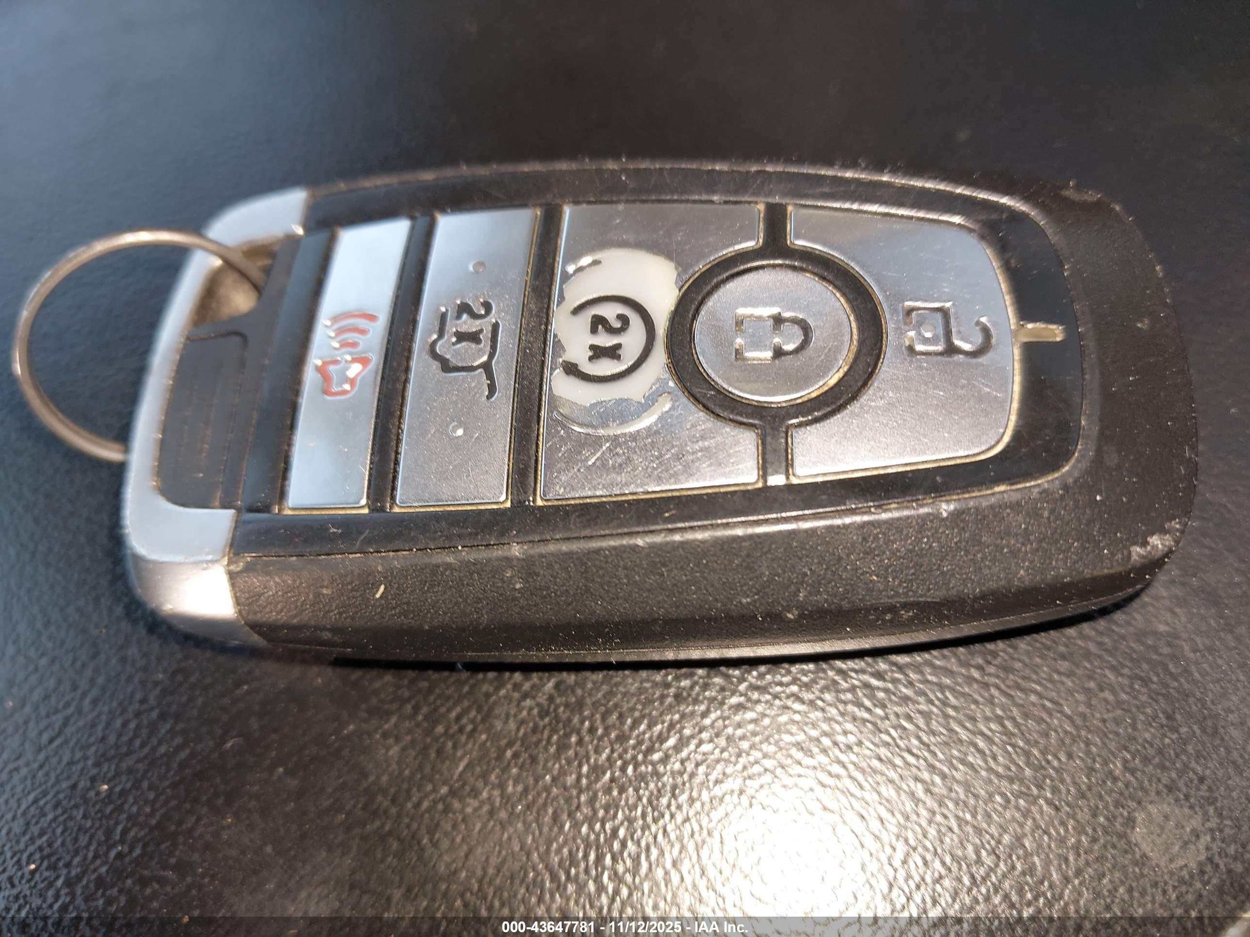 FORD EXPLORER image 11