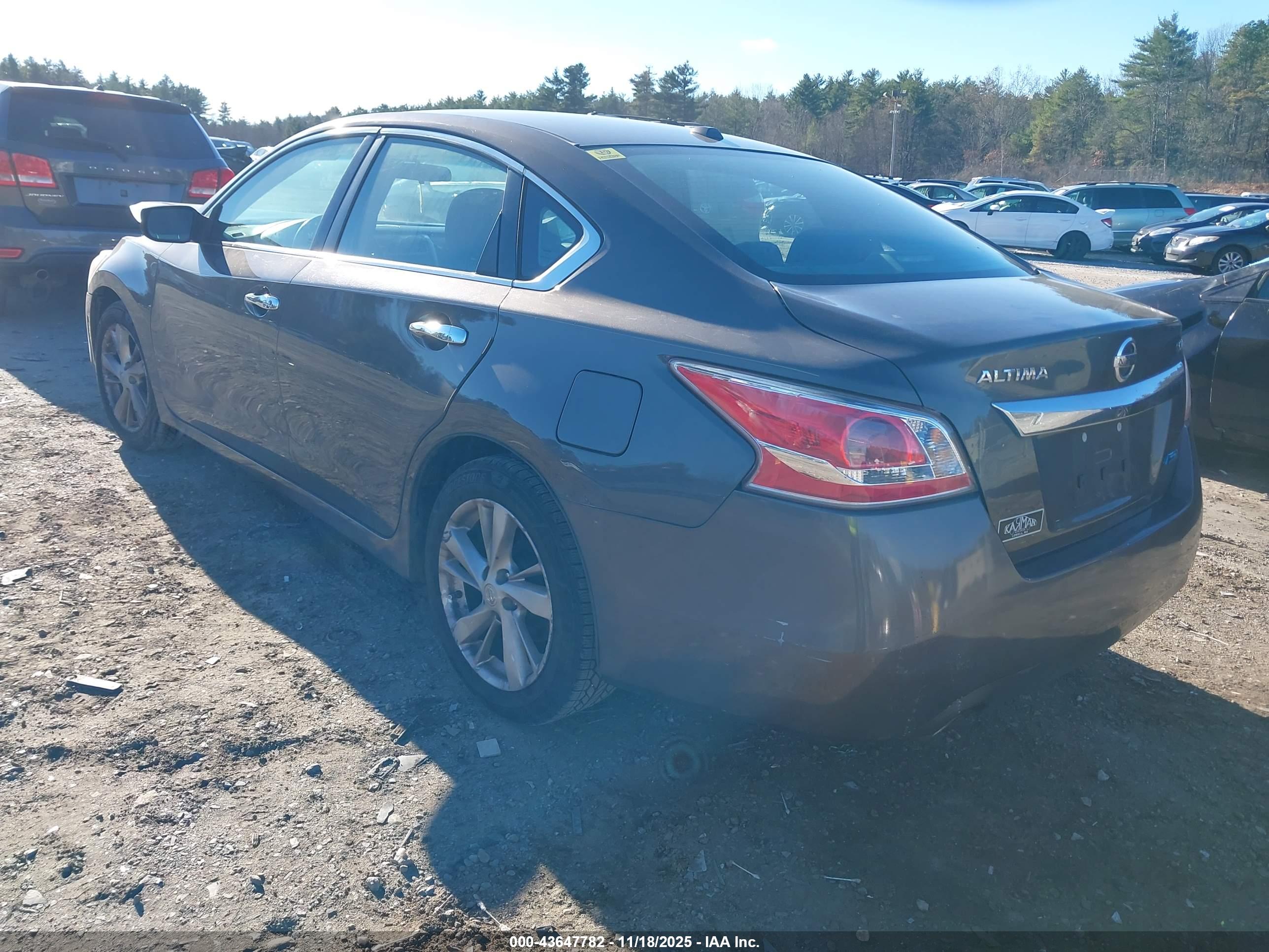 NISSAN ALTIMA image 3