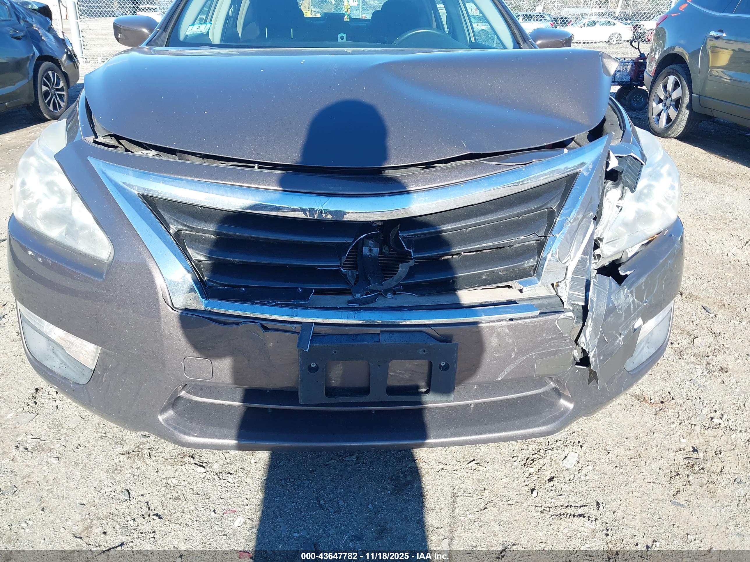 NISSAN ALTIMA image 6