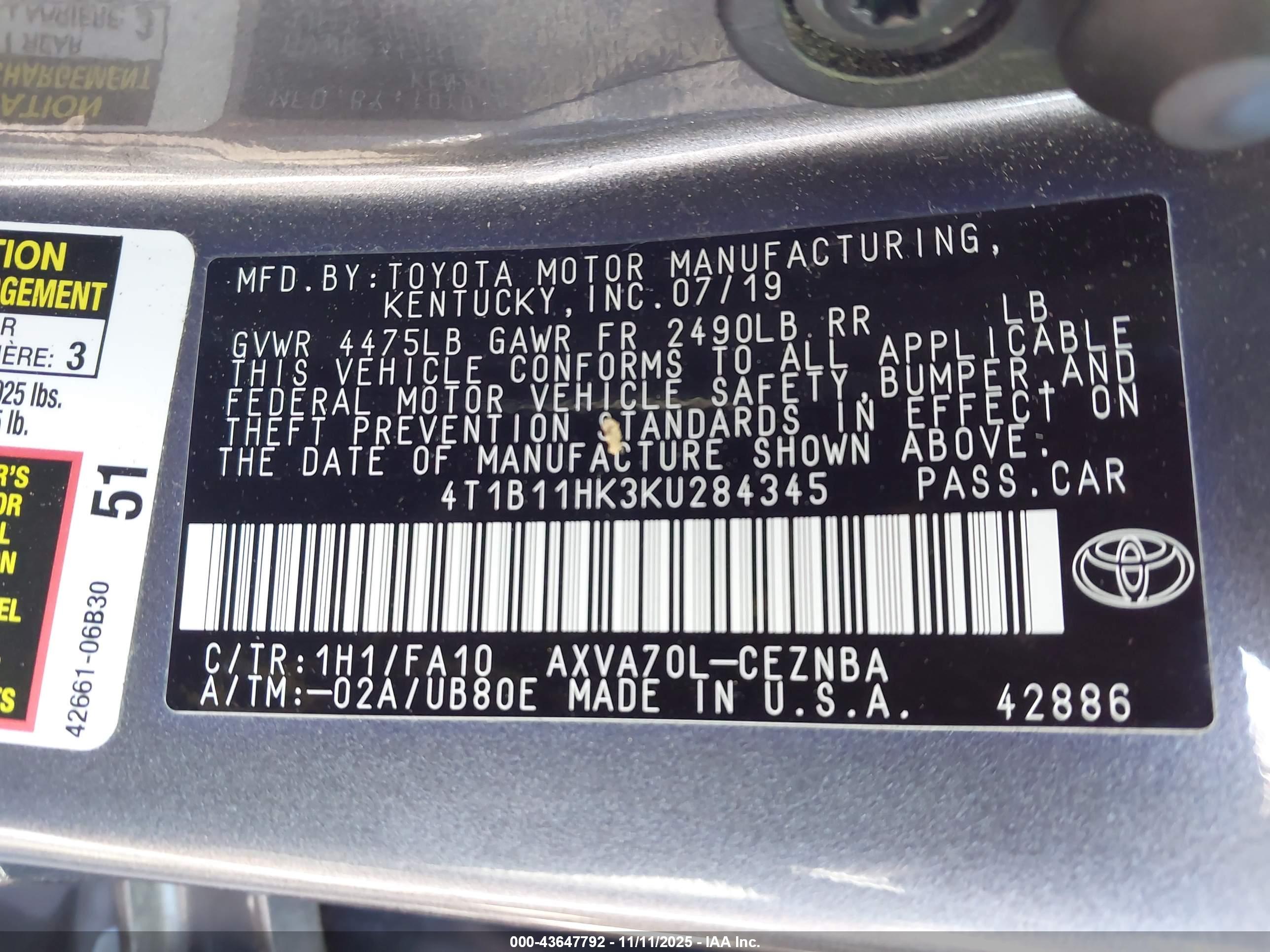 TOYOTA CAMRY image 9