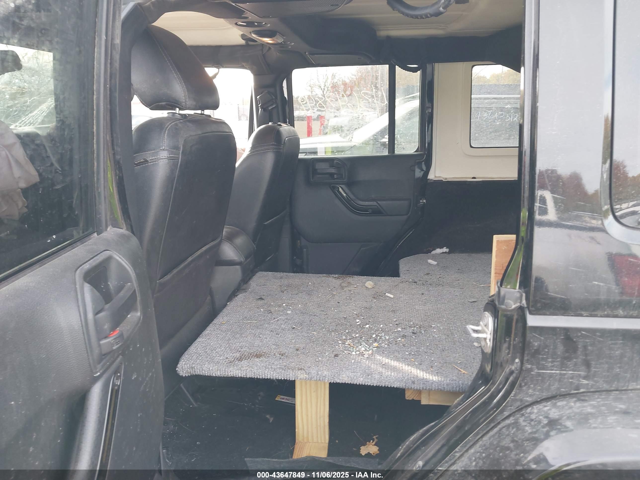 JEEP WRANGLER image 8