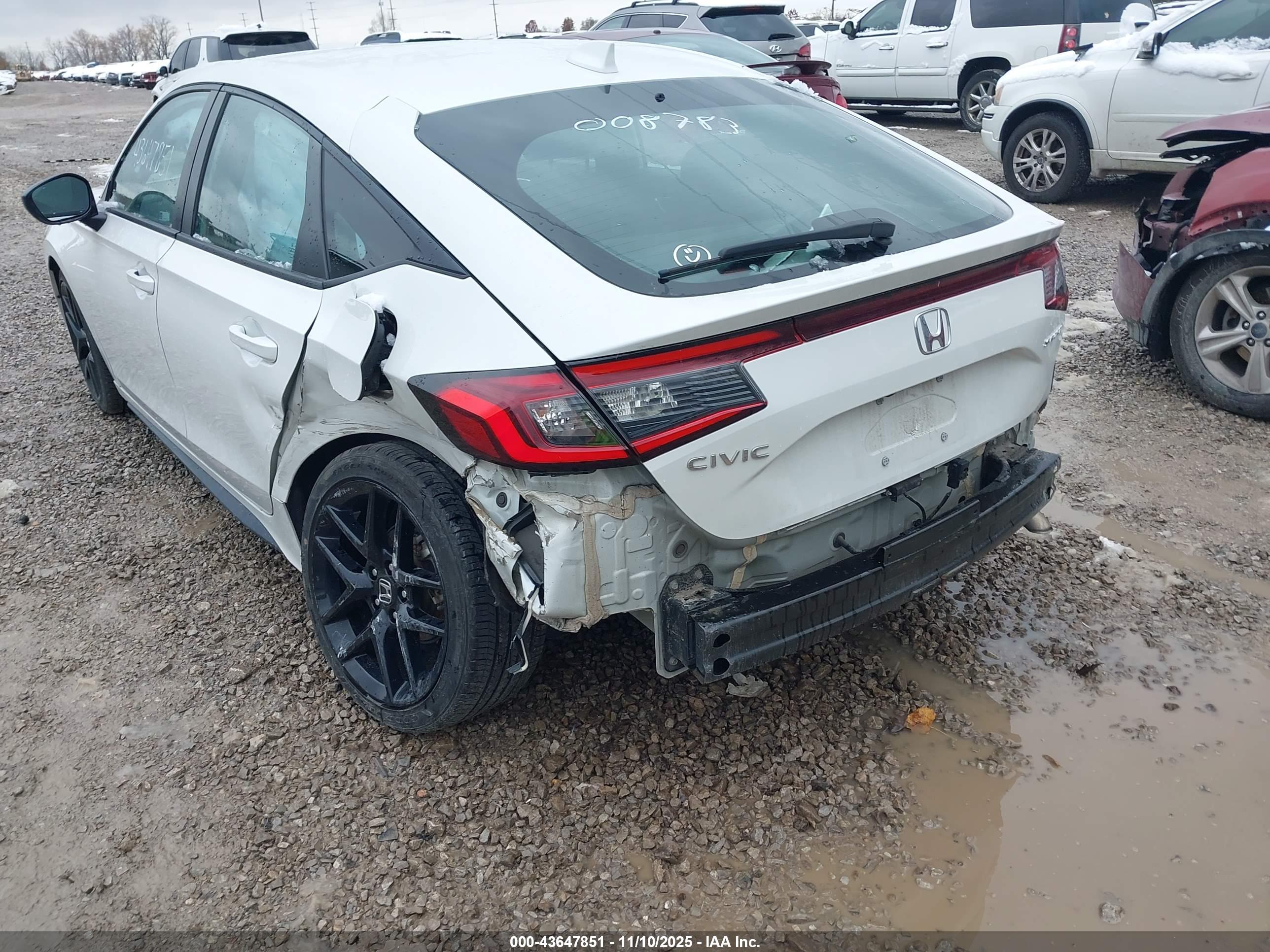 HONDA CIVIC image 6