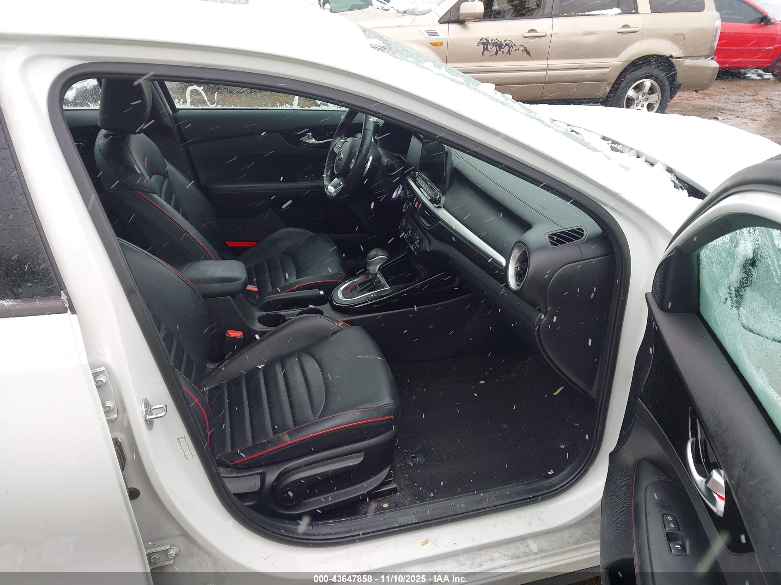 KIA FORTE image 5