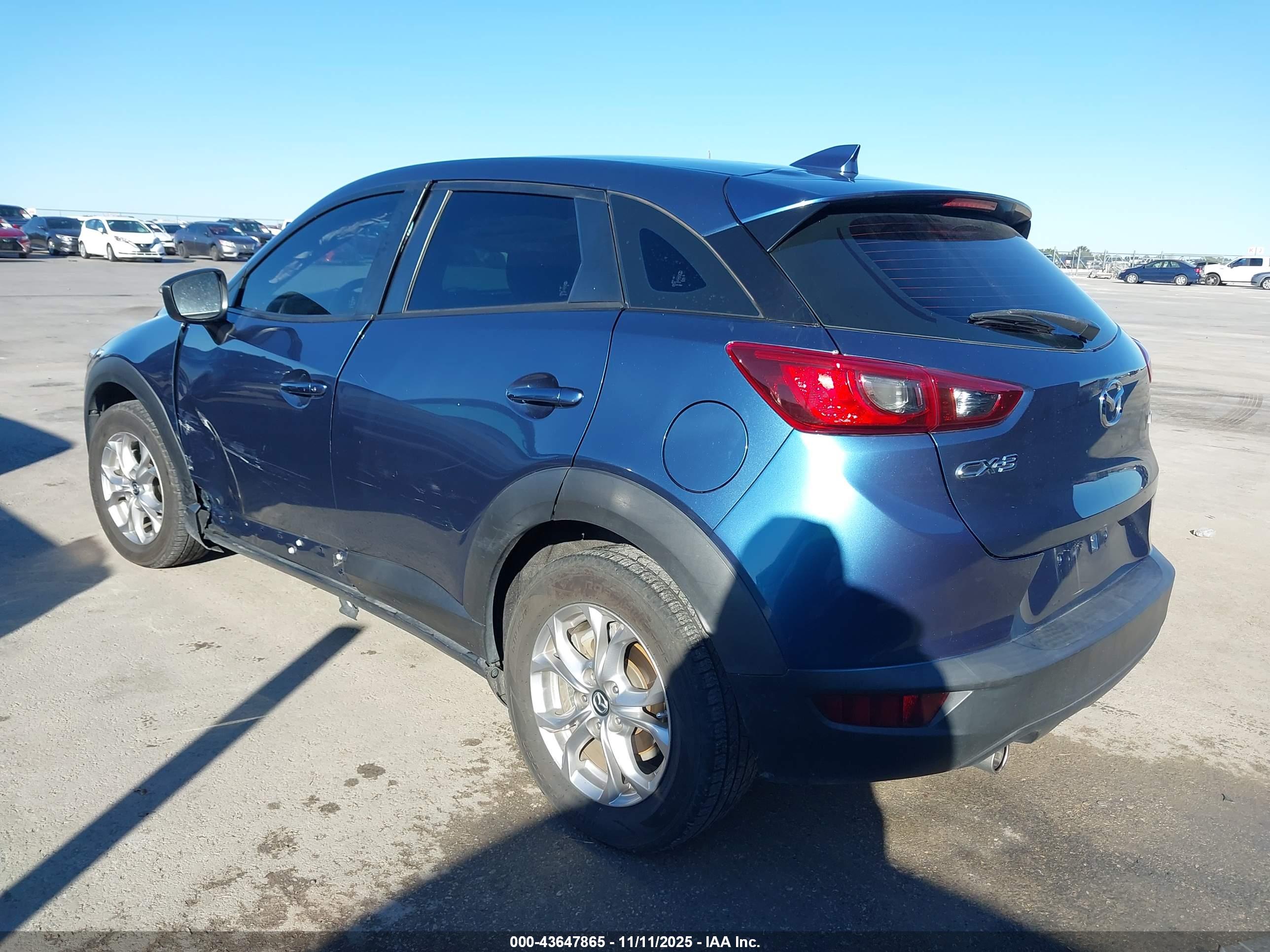 MAZDA CX-3 image 3