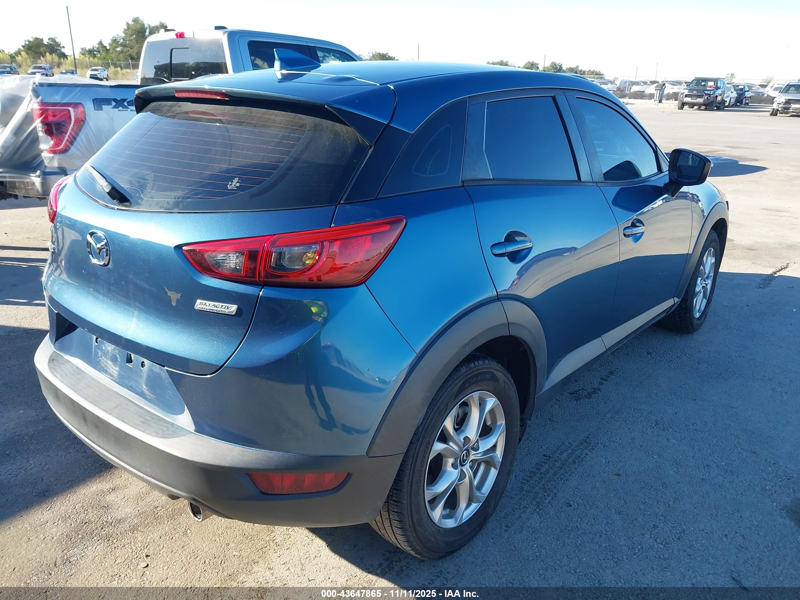 MAZDA CX-3 image 4