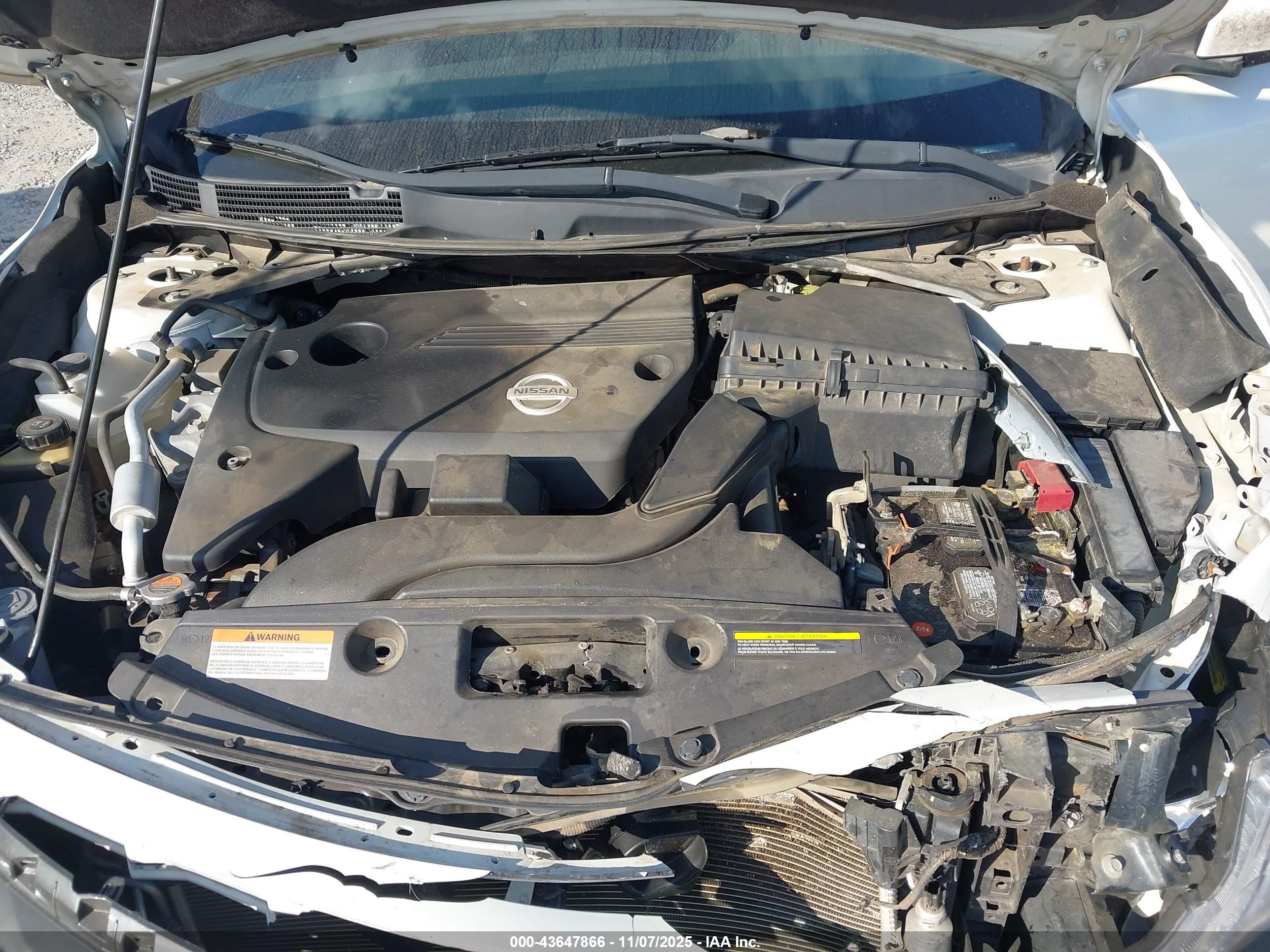 NISSAN ALTIMA image 10