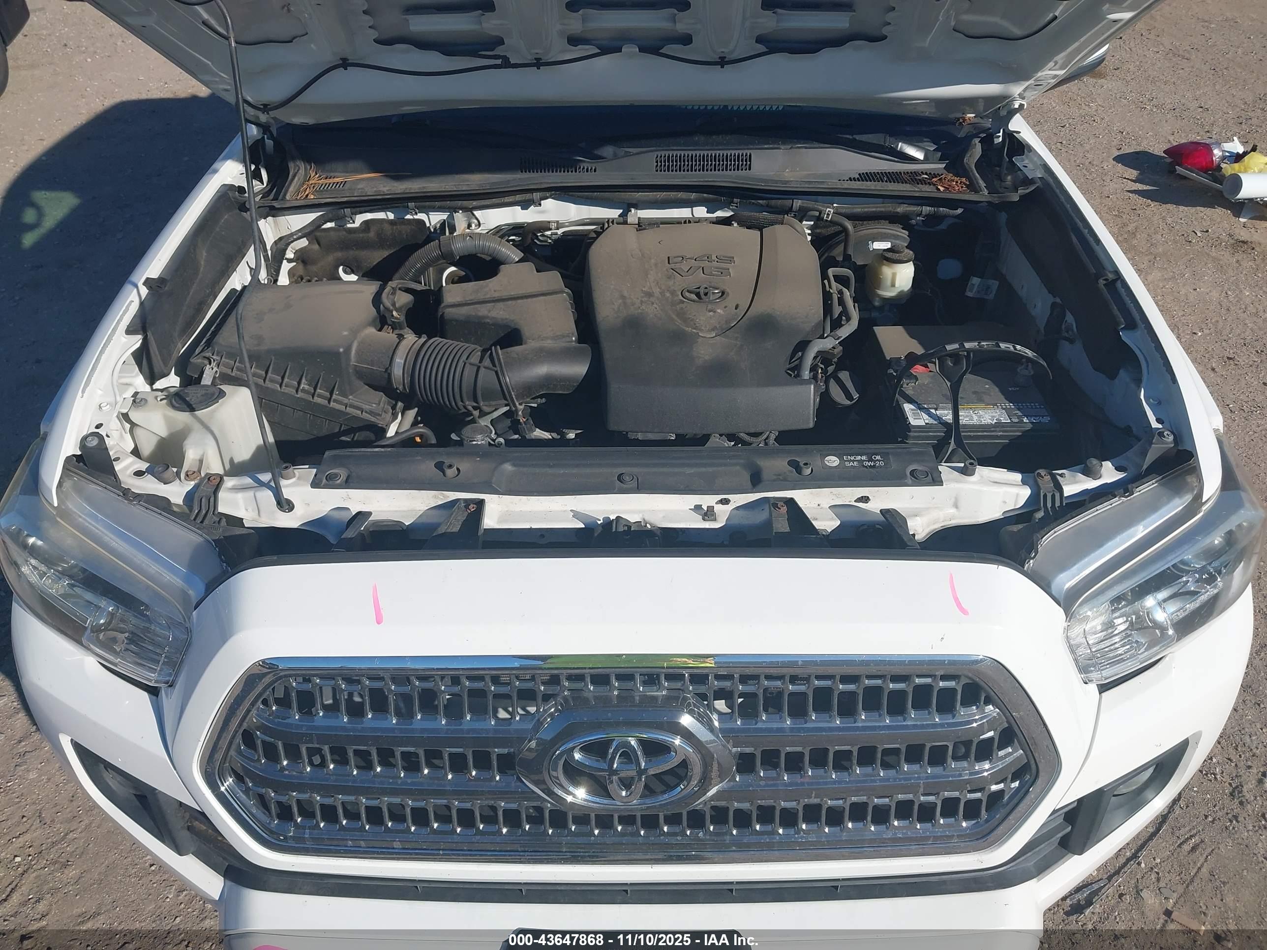 TOYOTA TACOMA image 10