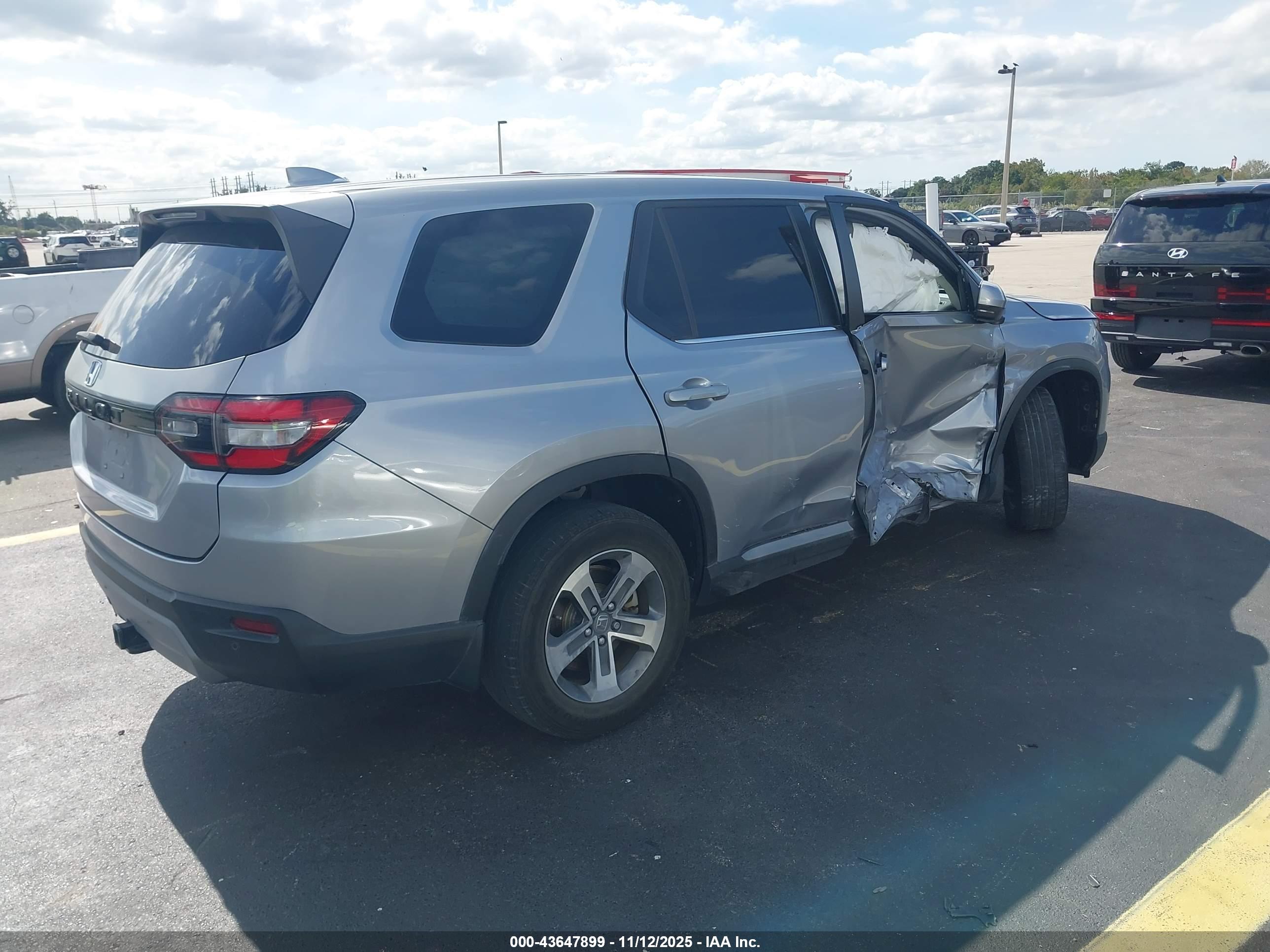 HONDA PILOT image 4