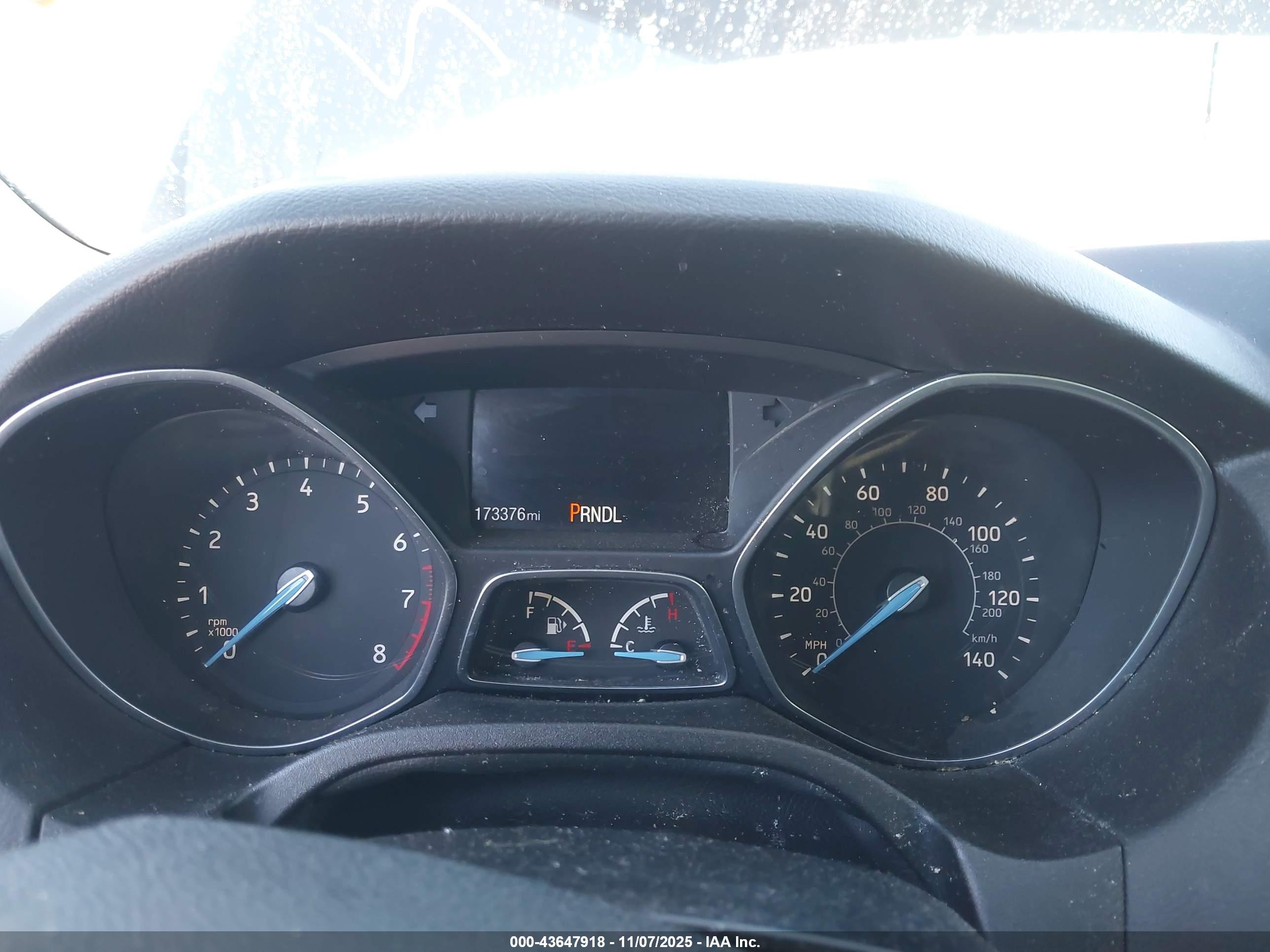 FORD FOCUS image 7
