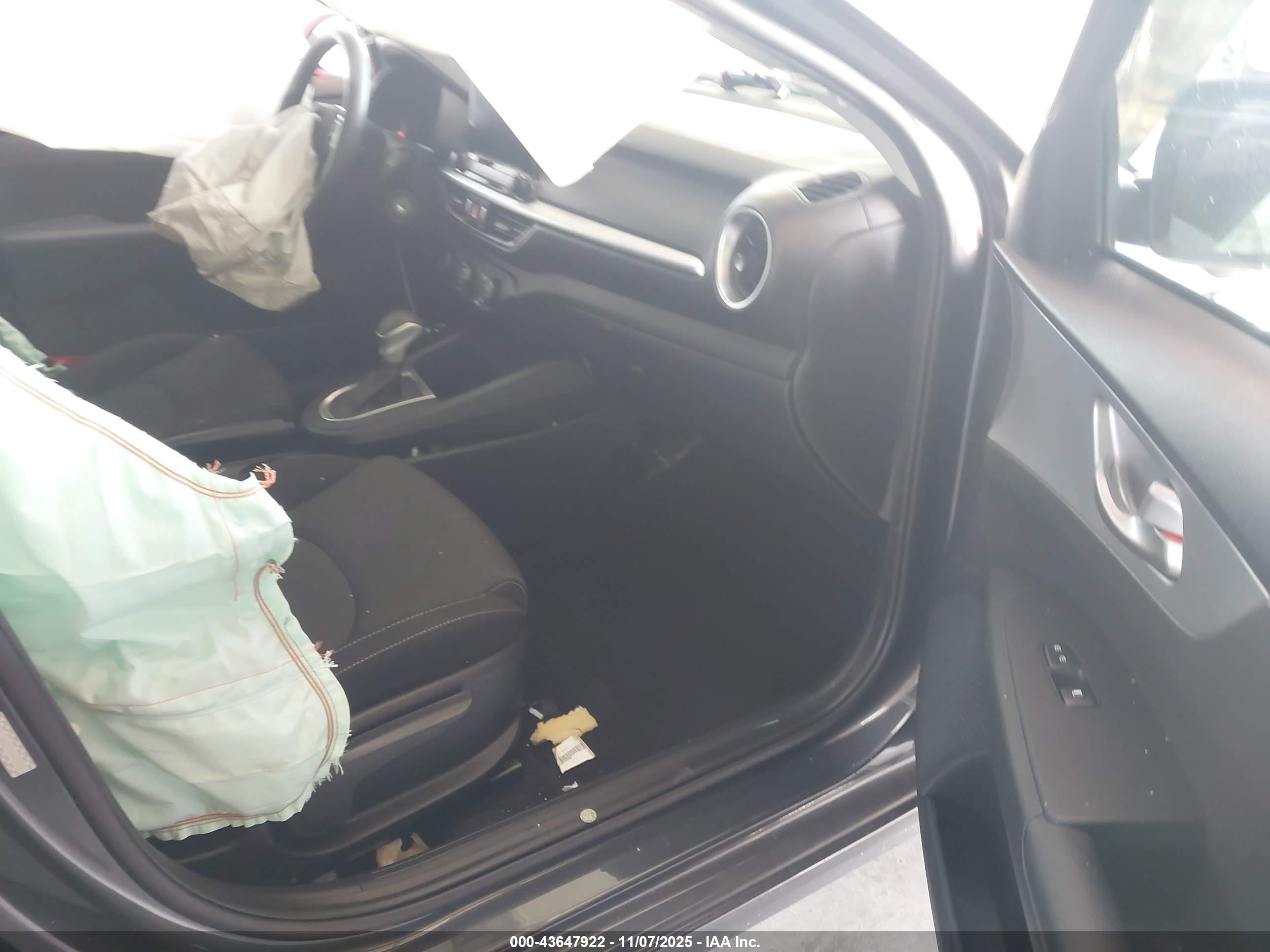 KIA FORTE image 5