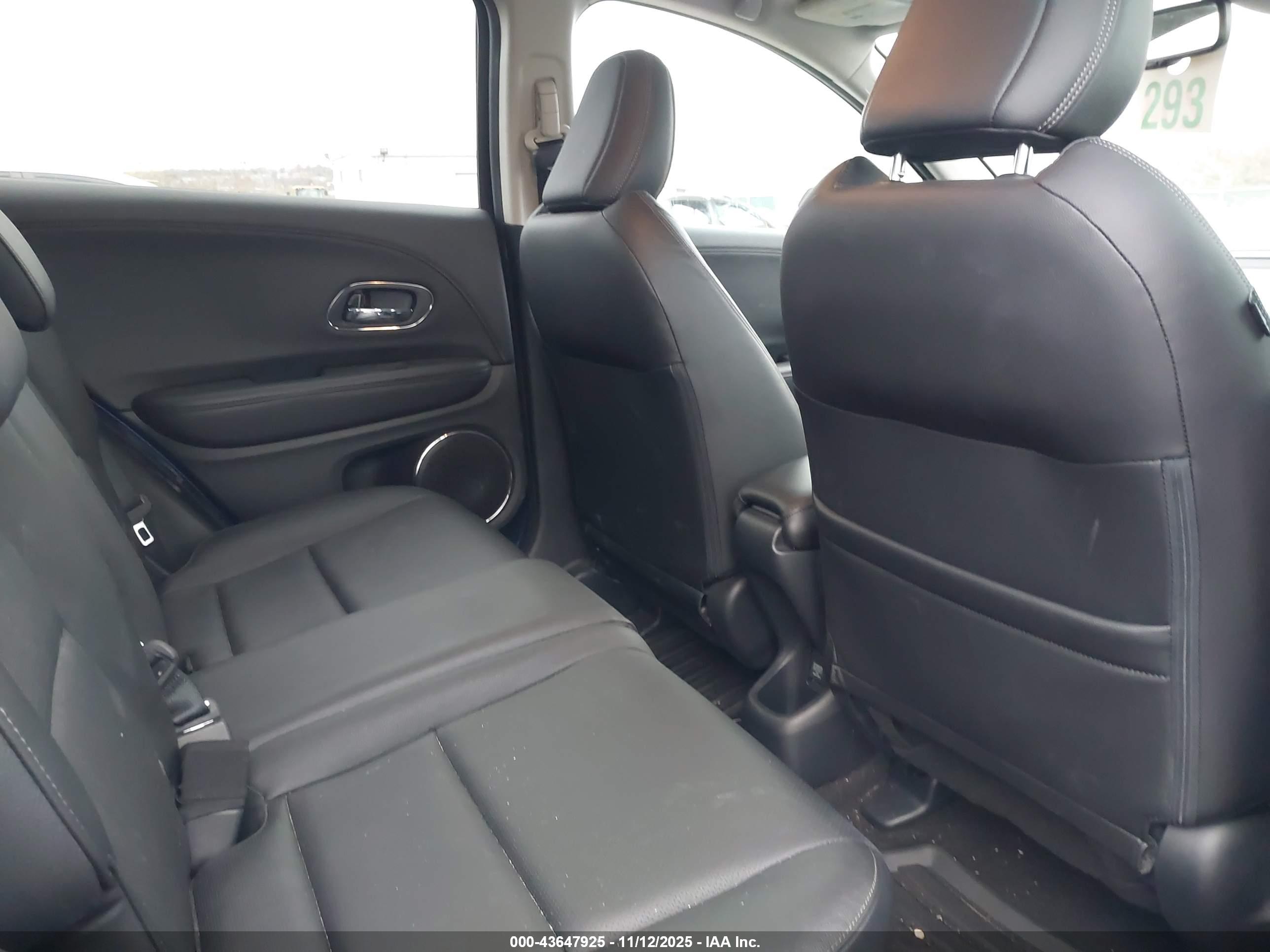 HONDA HR-V image 8