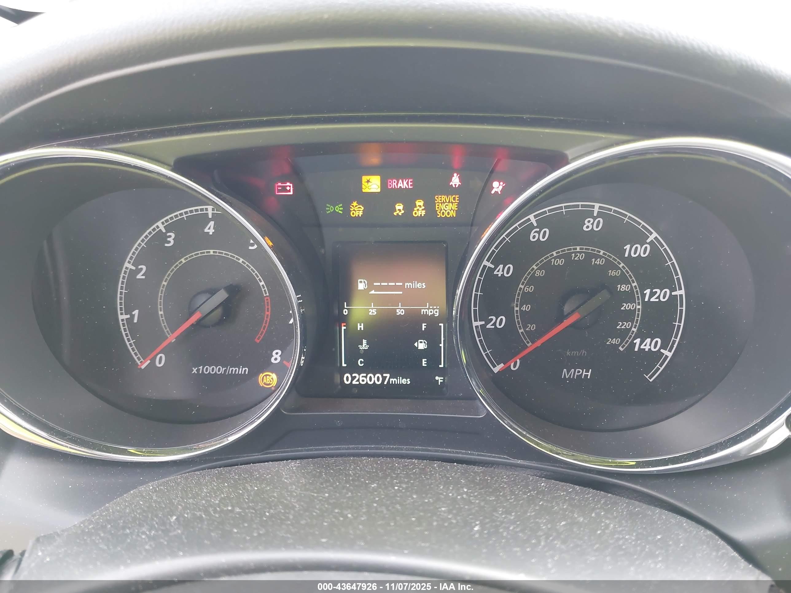 MITSUBISHI OUTLANDER image 7