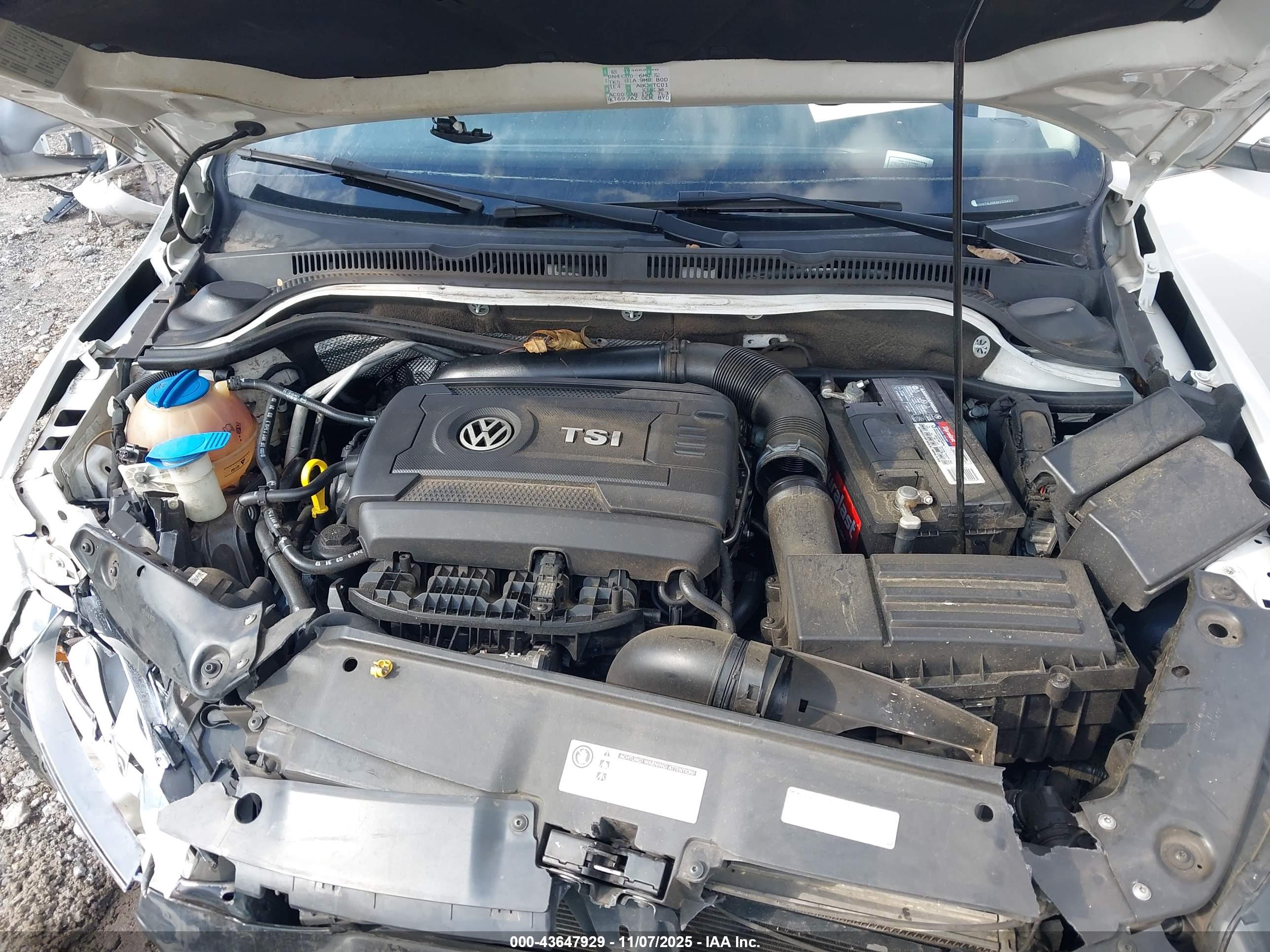VOLKSWAGEN JETTA image 10
