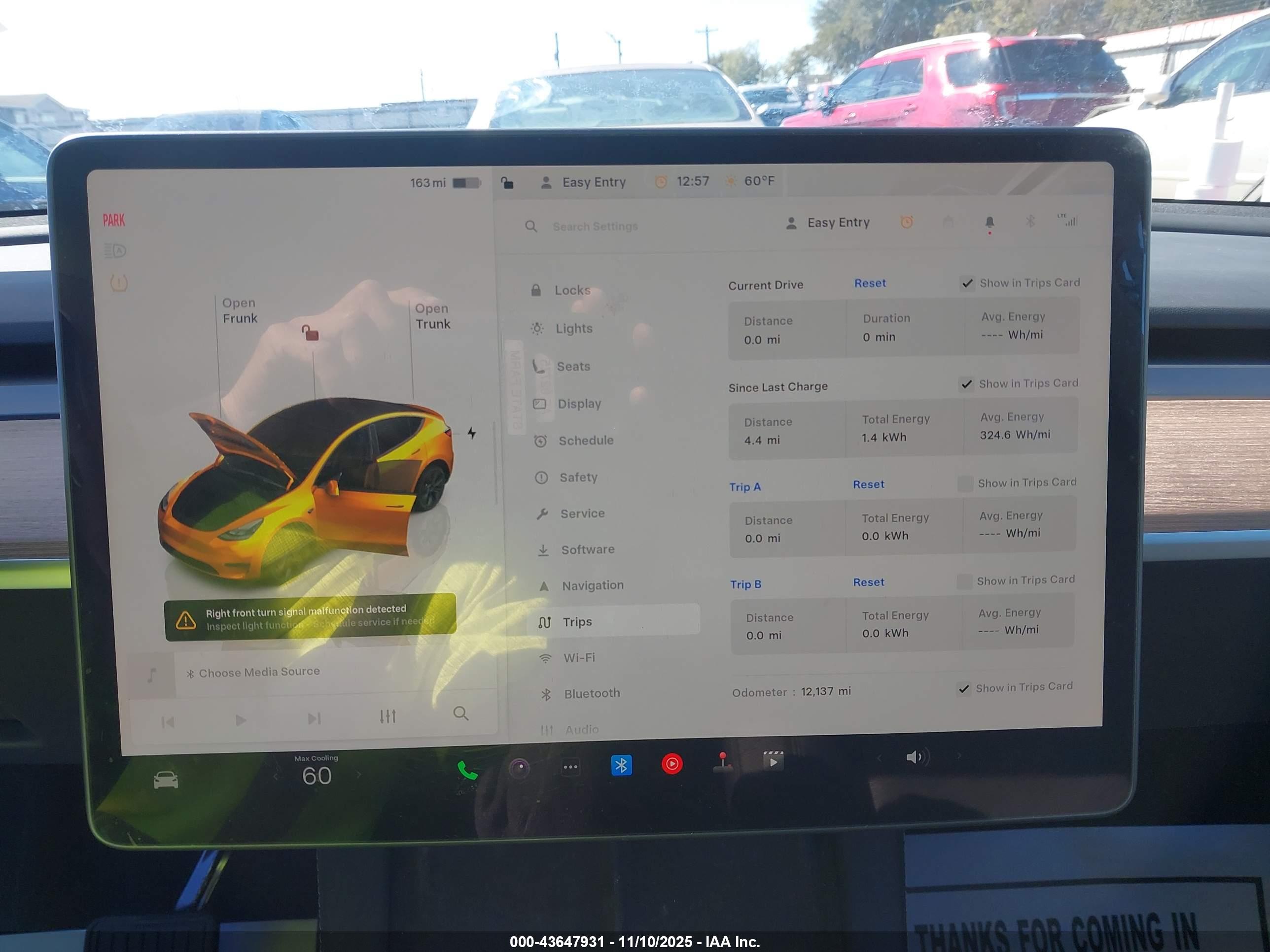 TESLA MODEL image 7