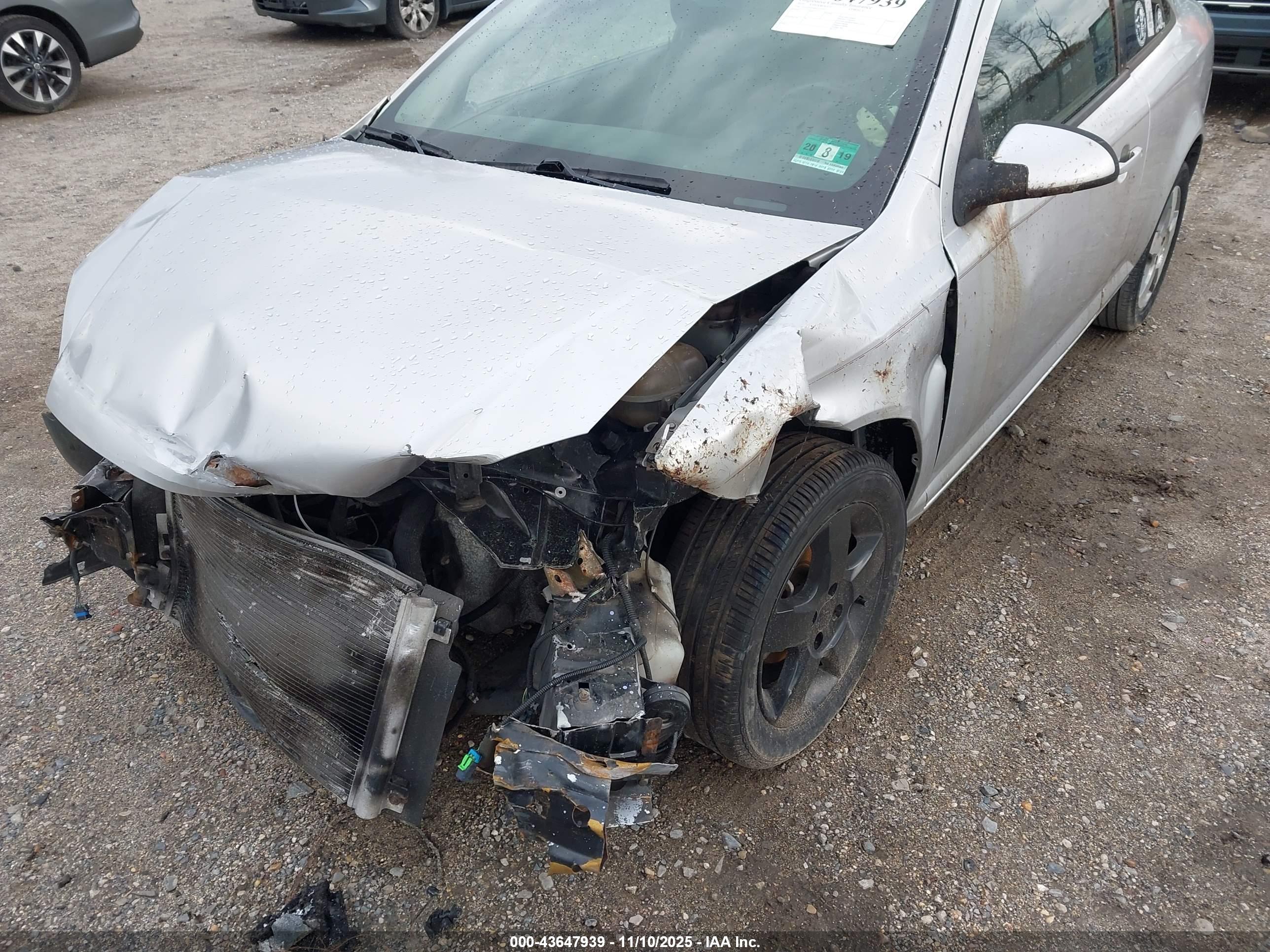 CHEVROLET COBALT image 6
