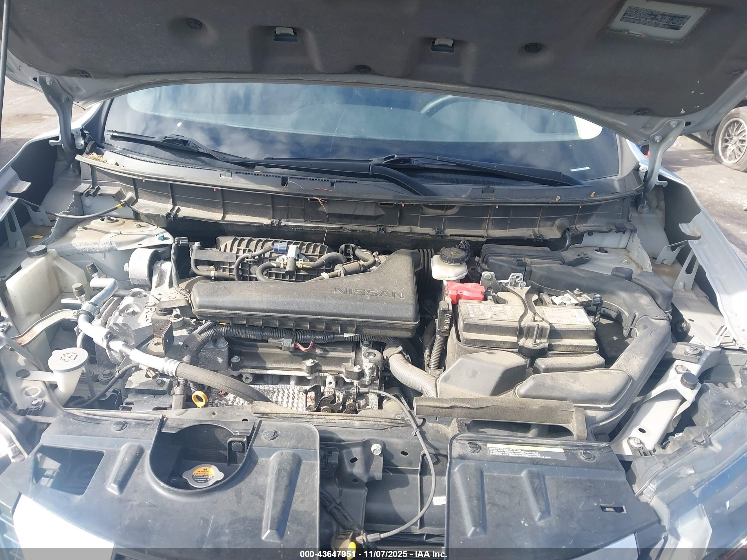 NISSAN ROGUE image 10