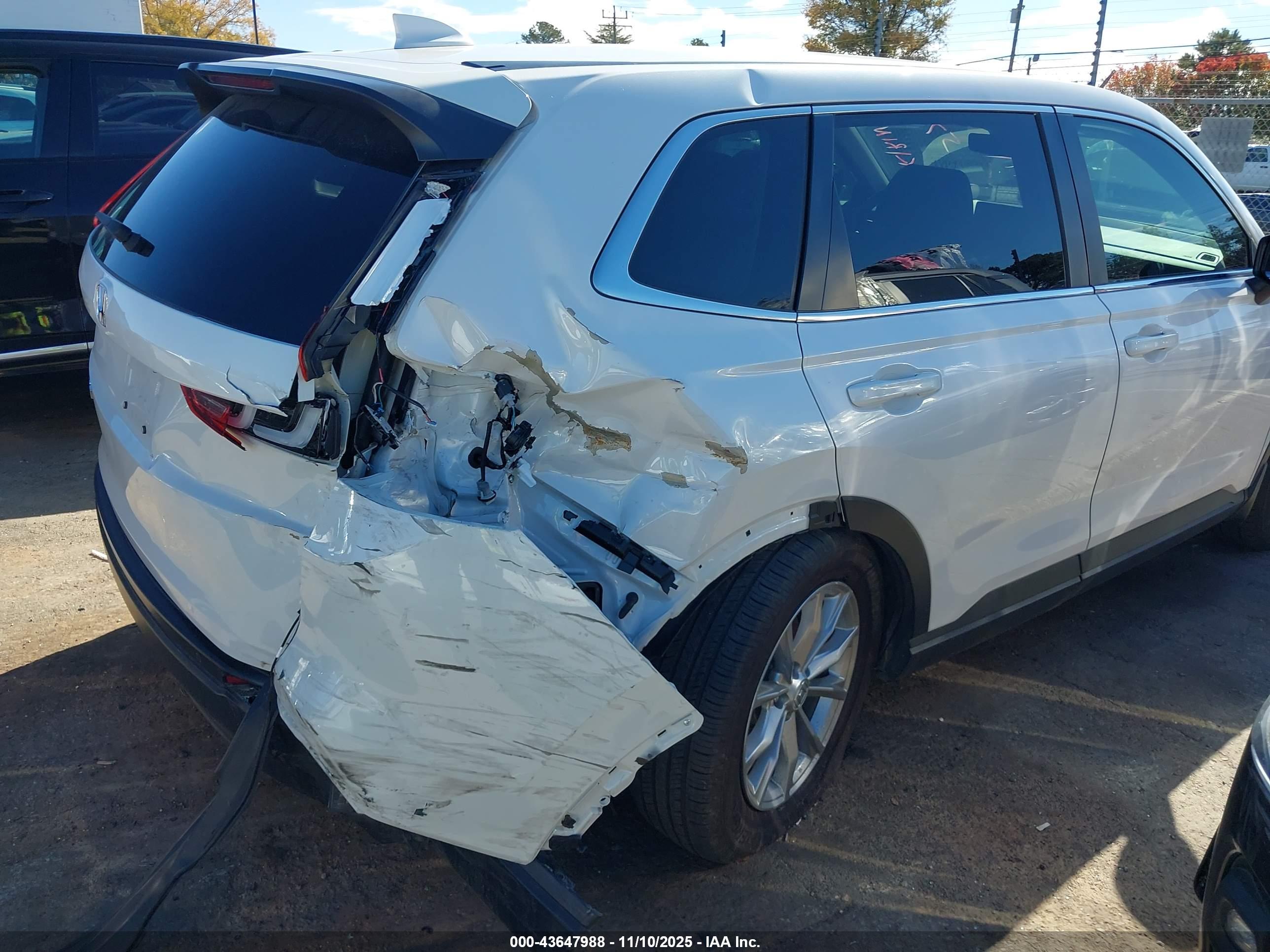 HONDA CR-V image 6