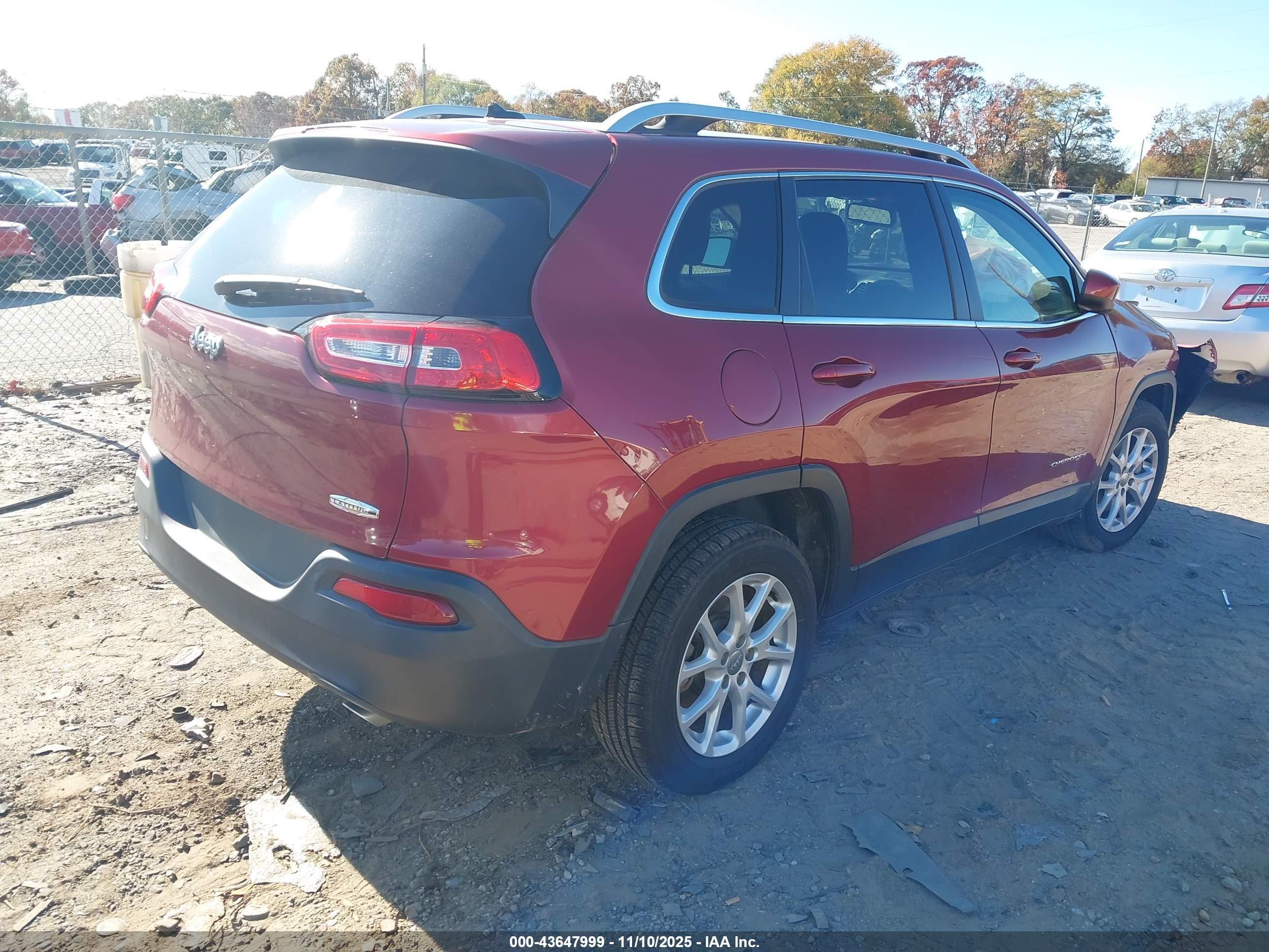JEEP CHEROKEE image 4