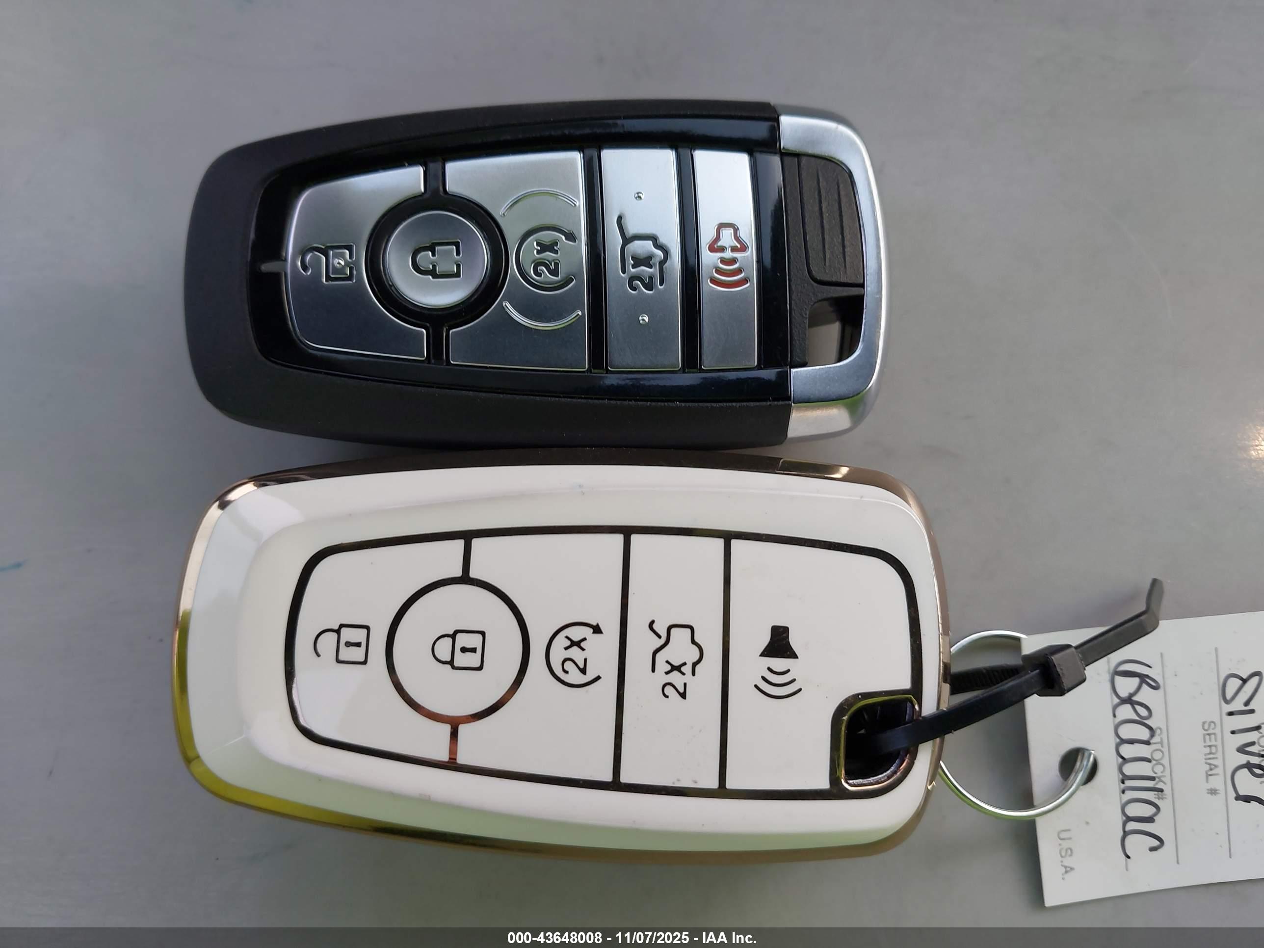 FORD EXPLORER image 11