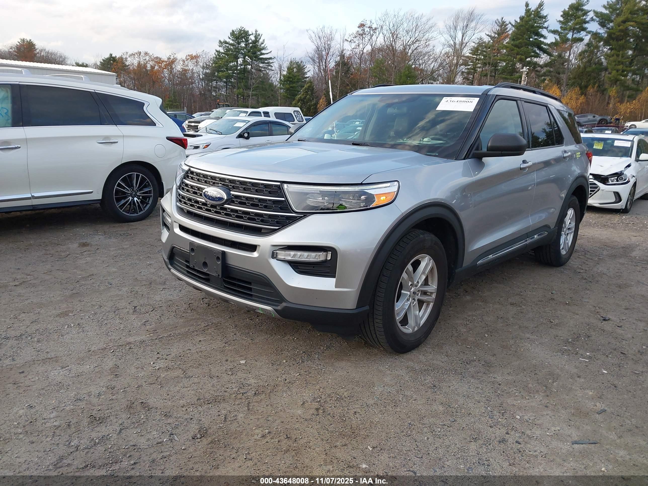 FORD EXPLORER image 2