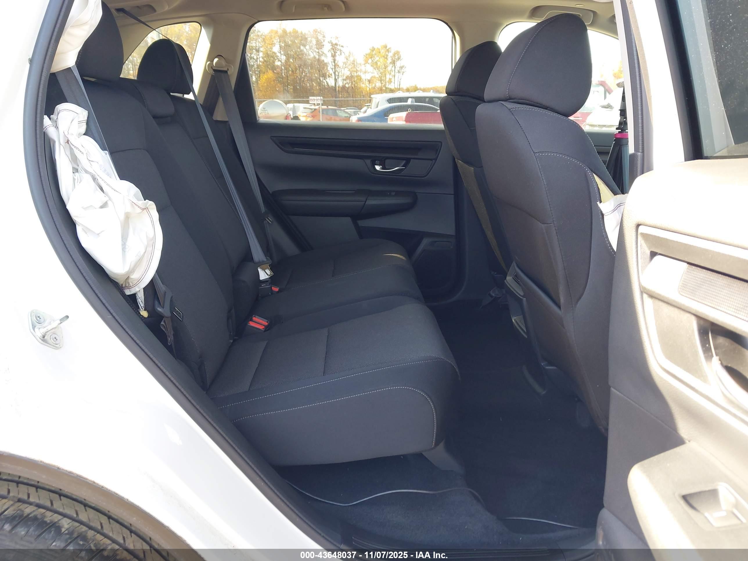 HONDA CR-V image 8