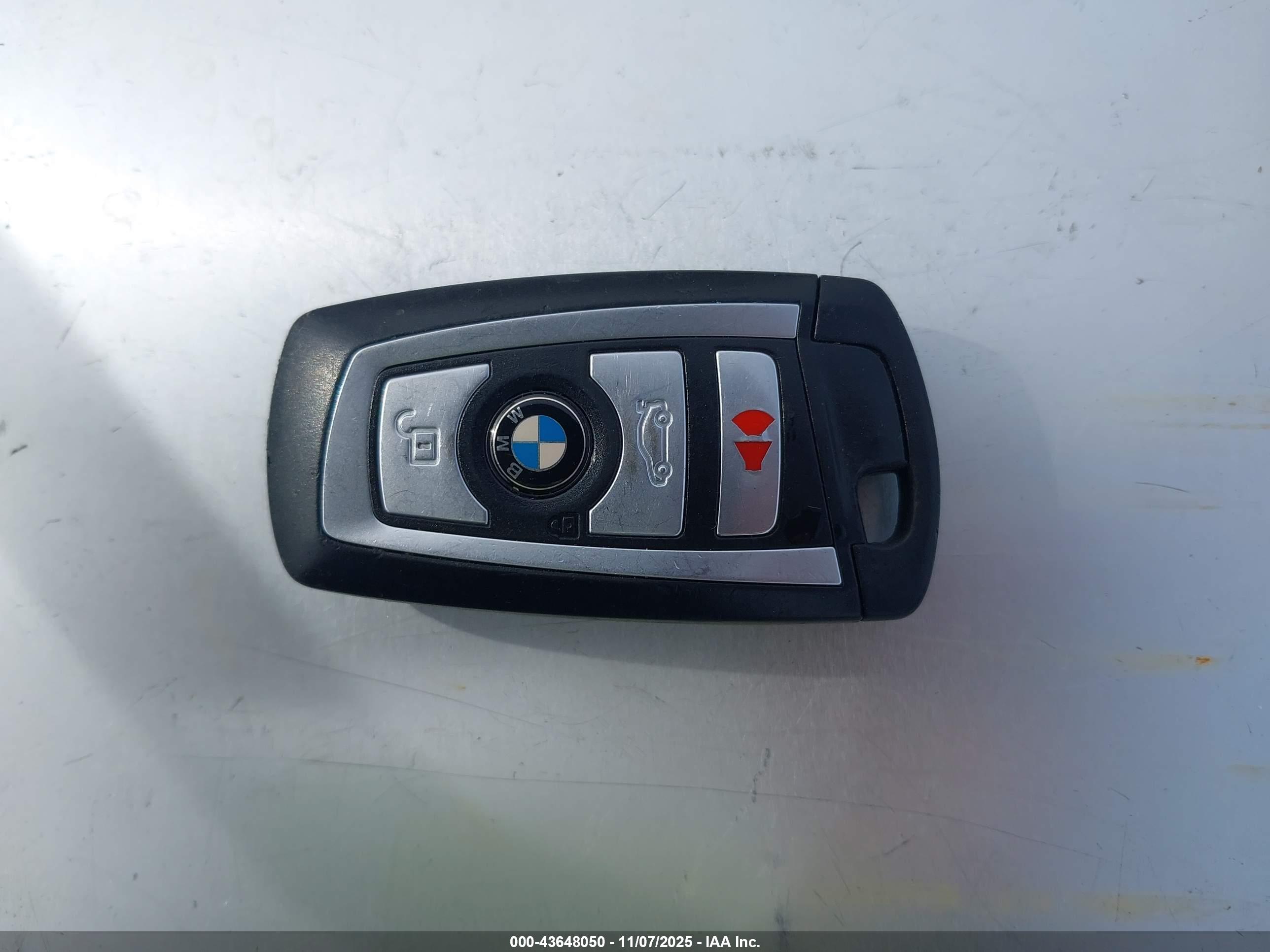 BMW X4 image 11