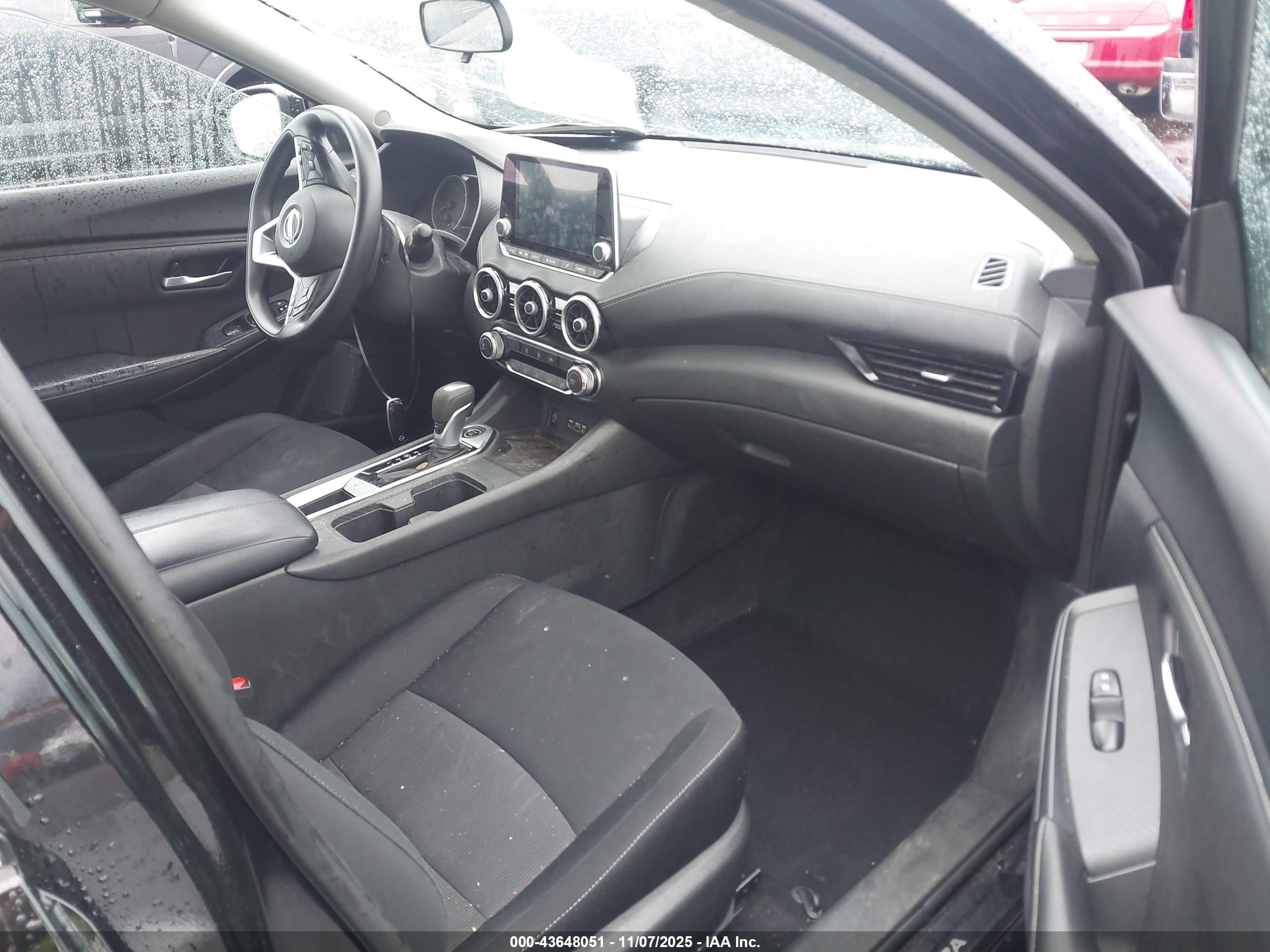NISSAN SENTRA image 5