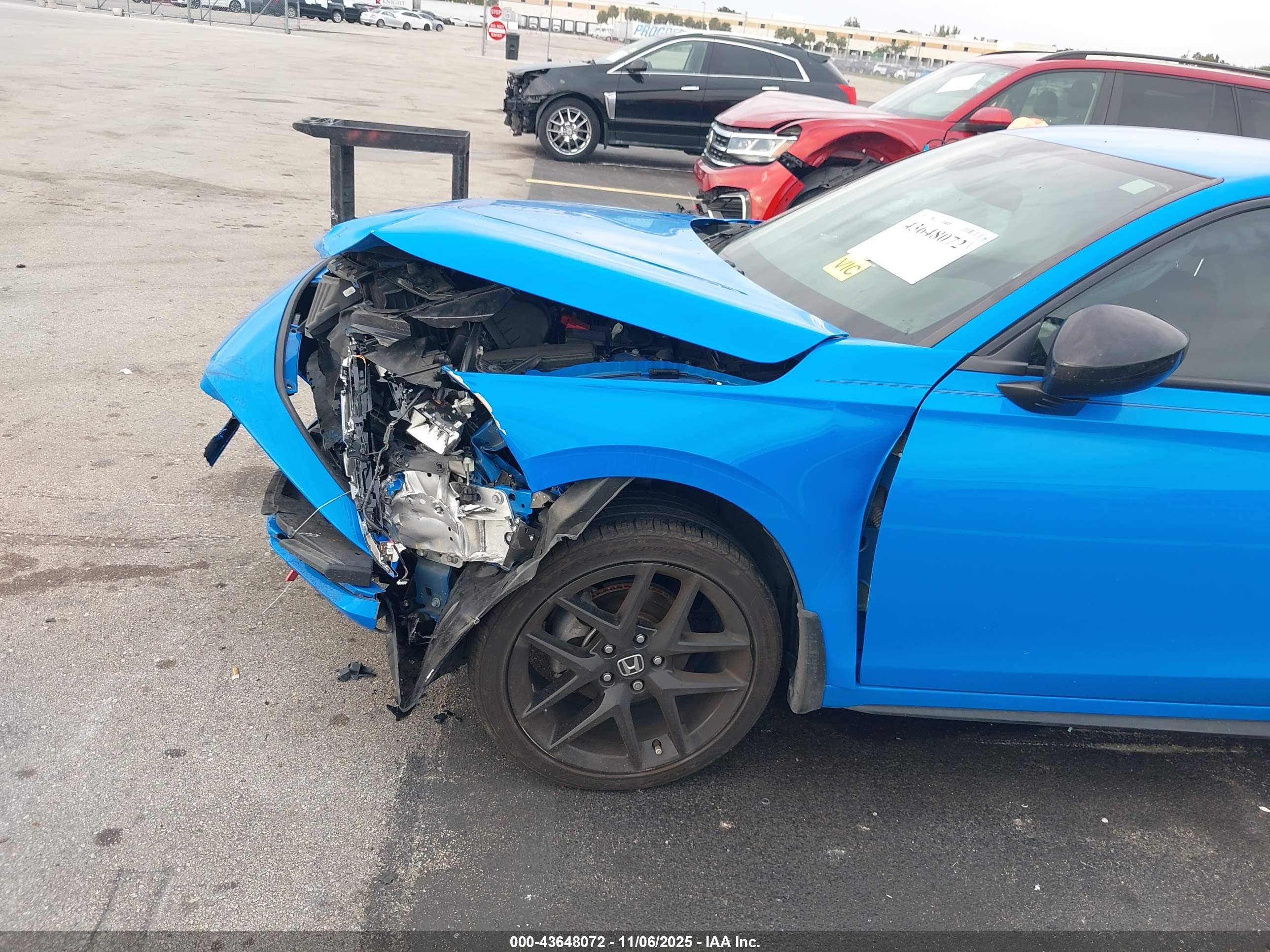 HONDA CIVIC image 6