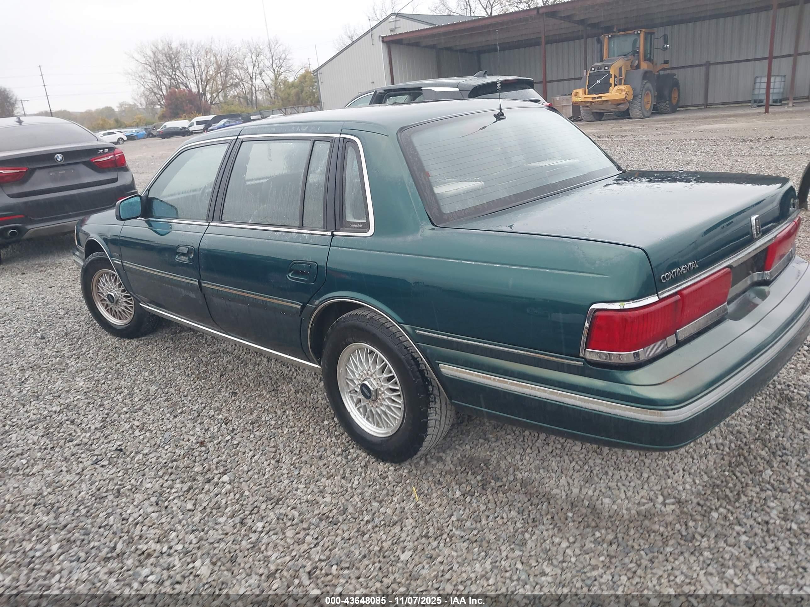 LINCOLN CONTINENTAL image 3