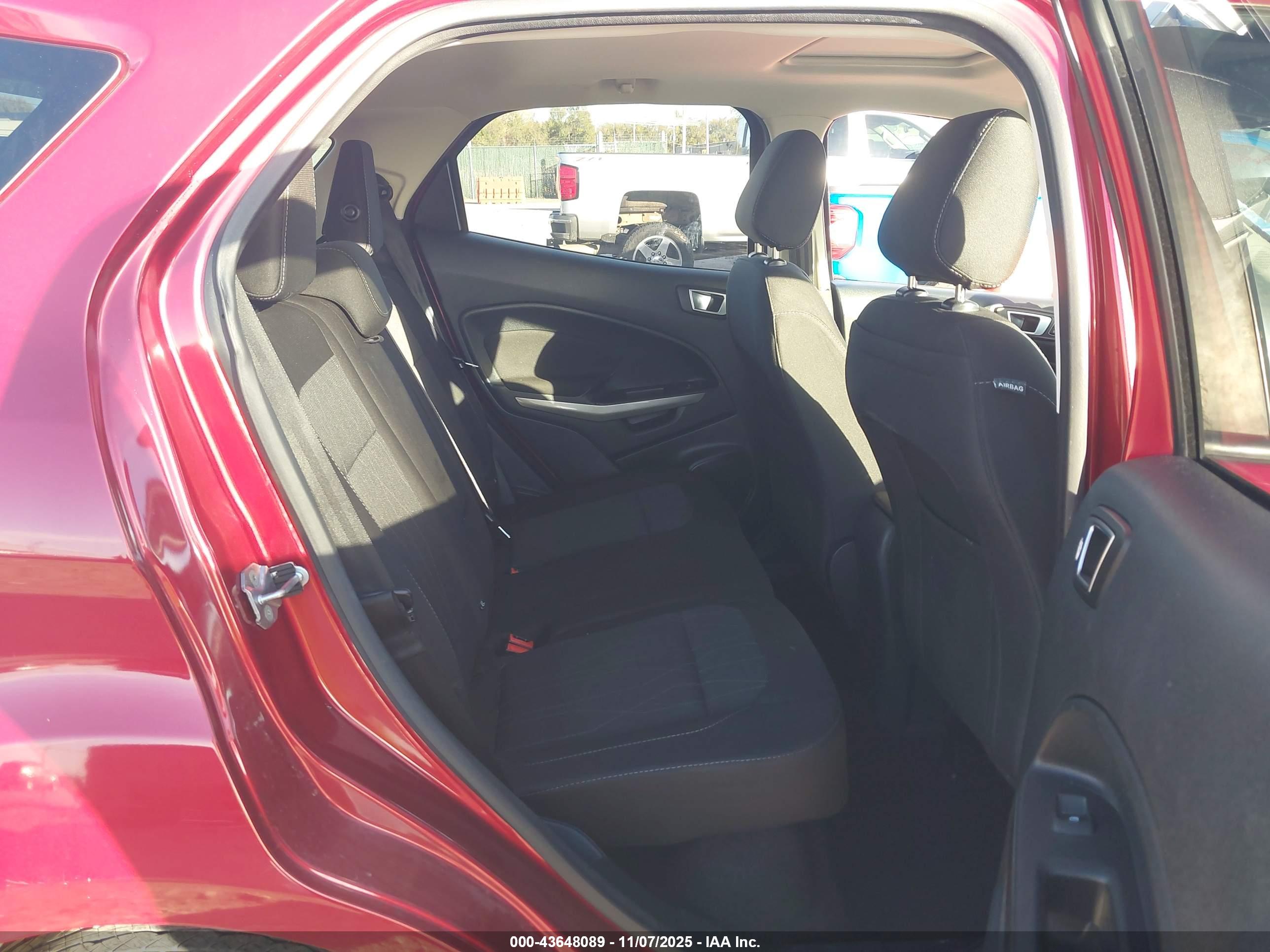 FORD ECOSPORT image 8
