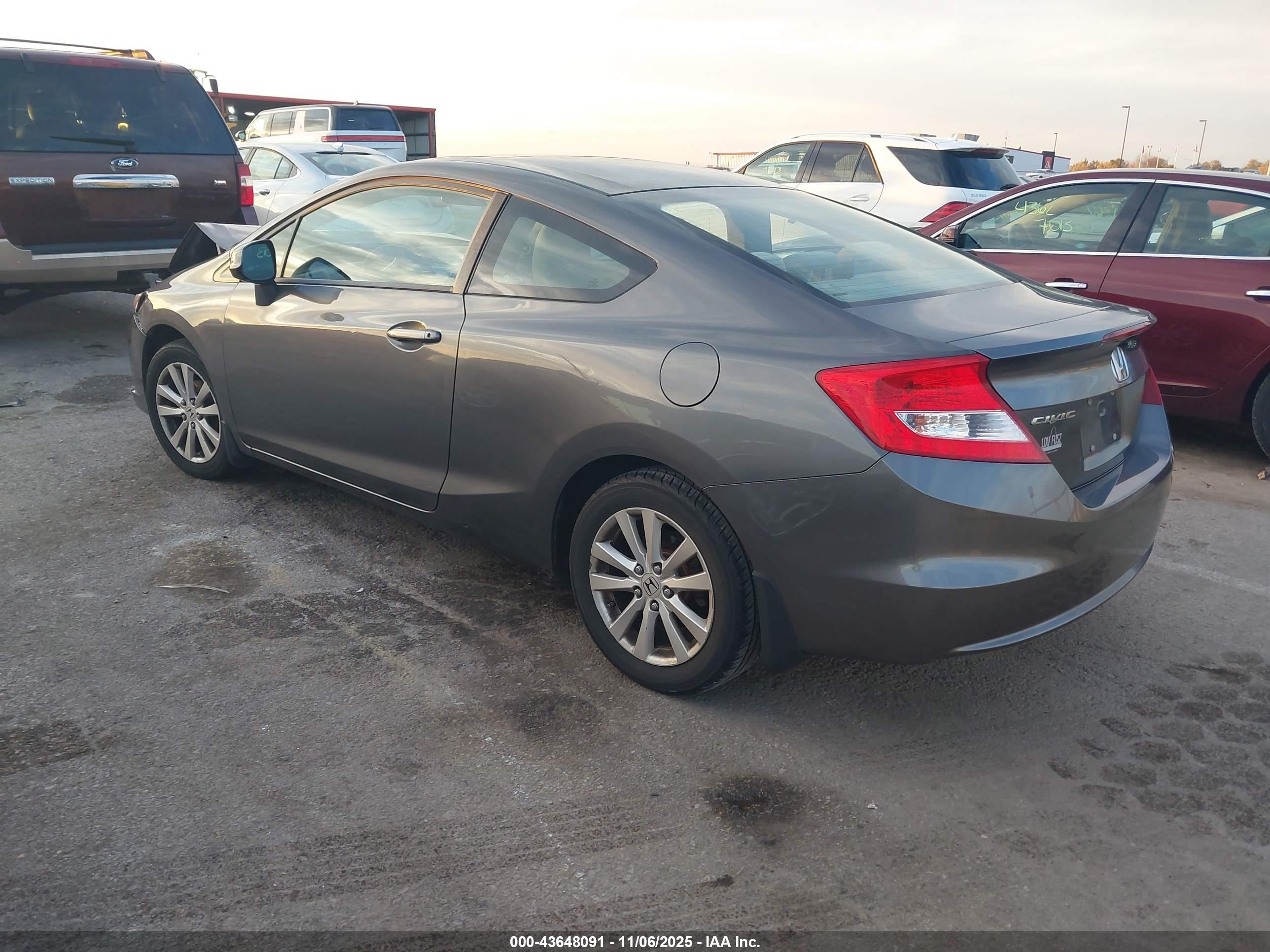 HONDA CIVIC image 3