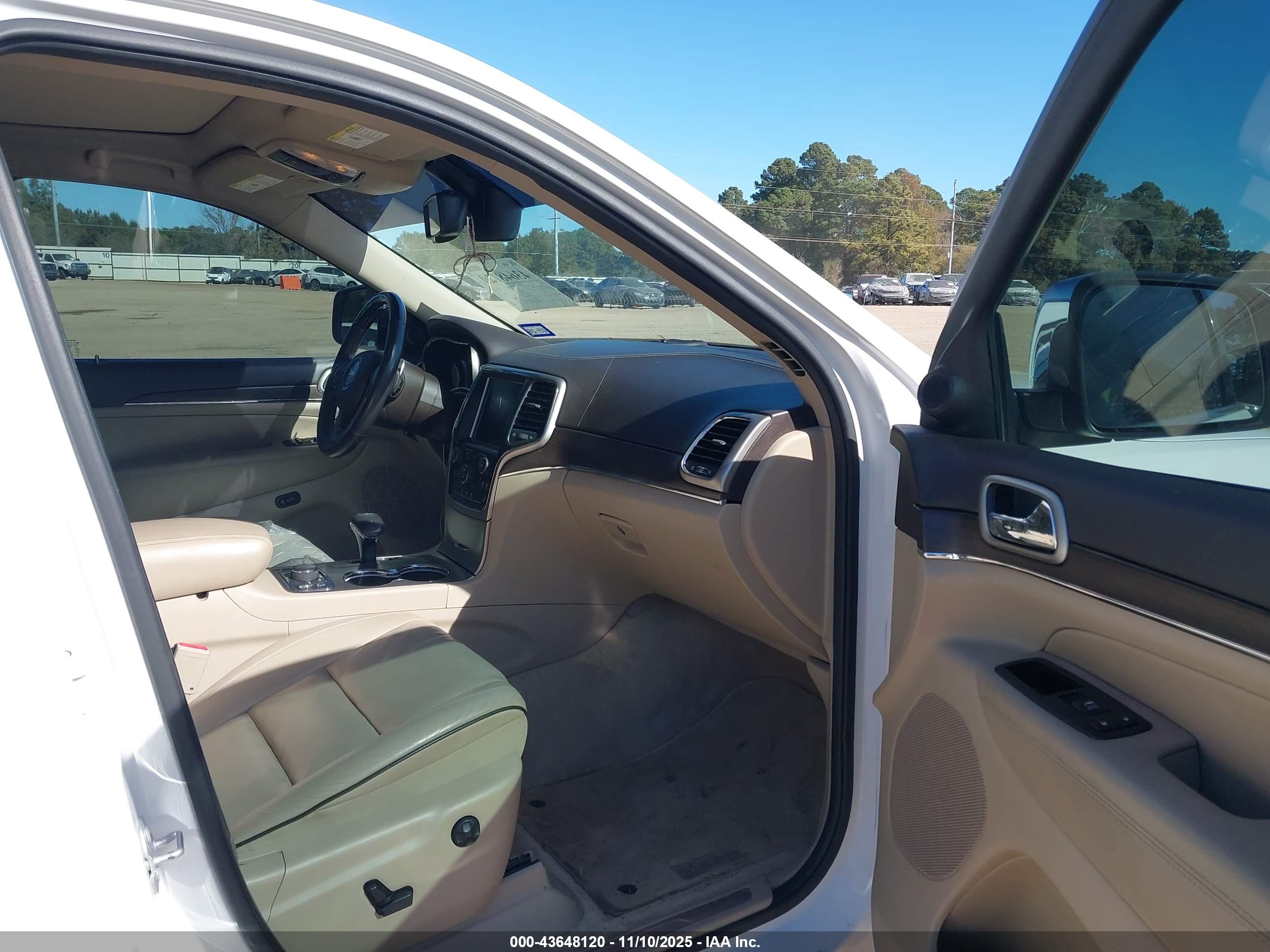 JEEP GRAND image 5