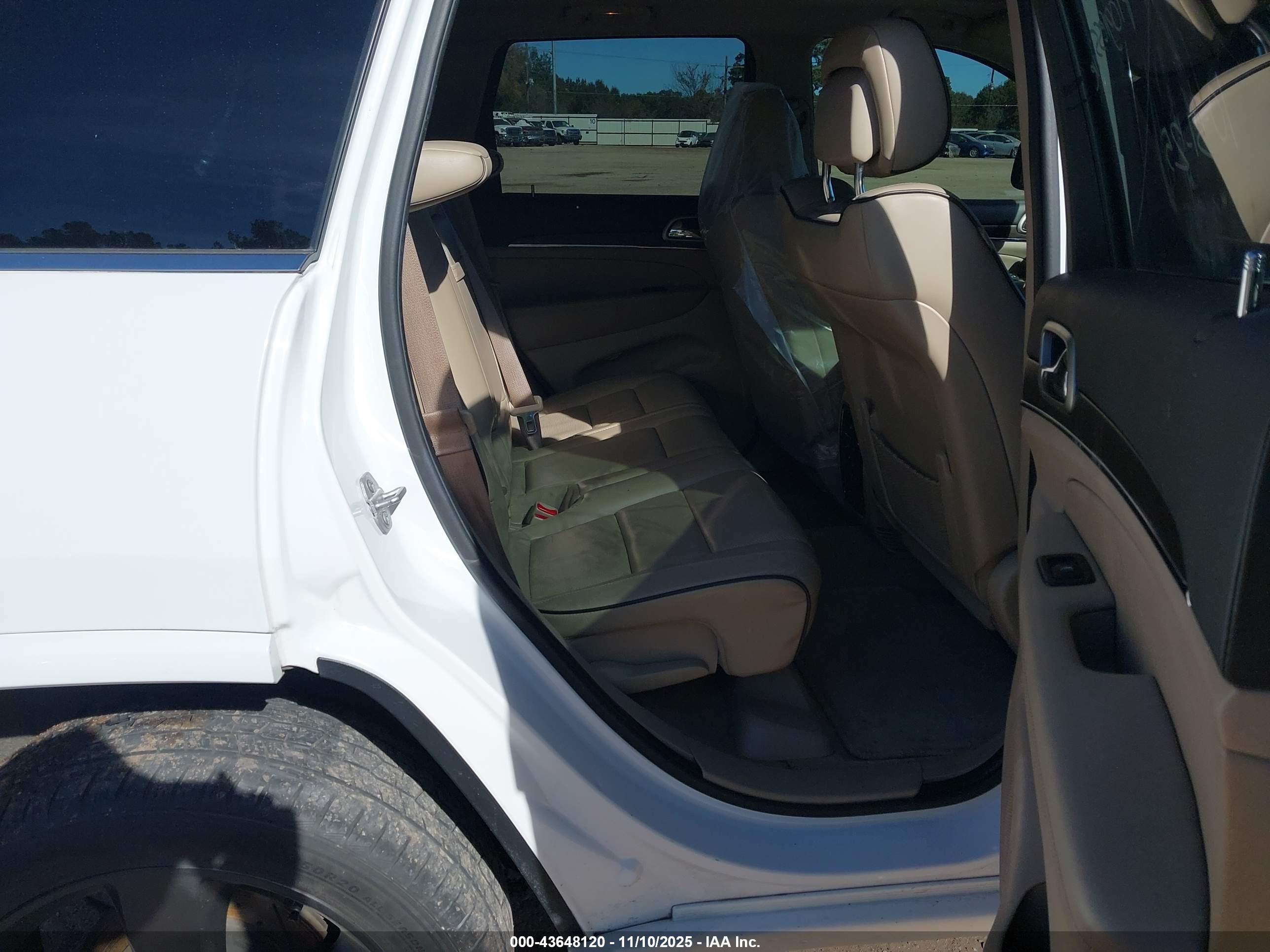 JEEP GRAND image 8