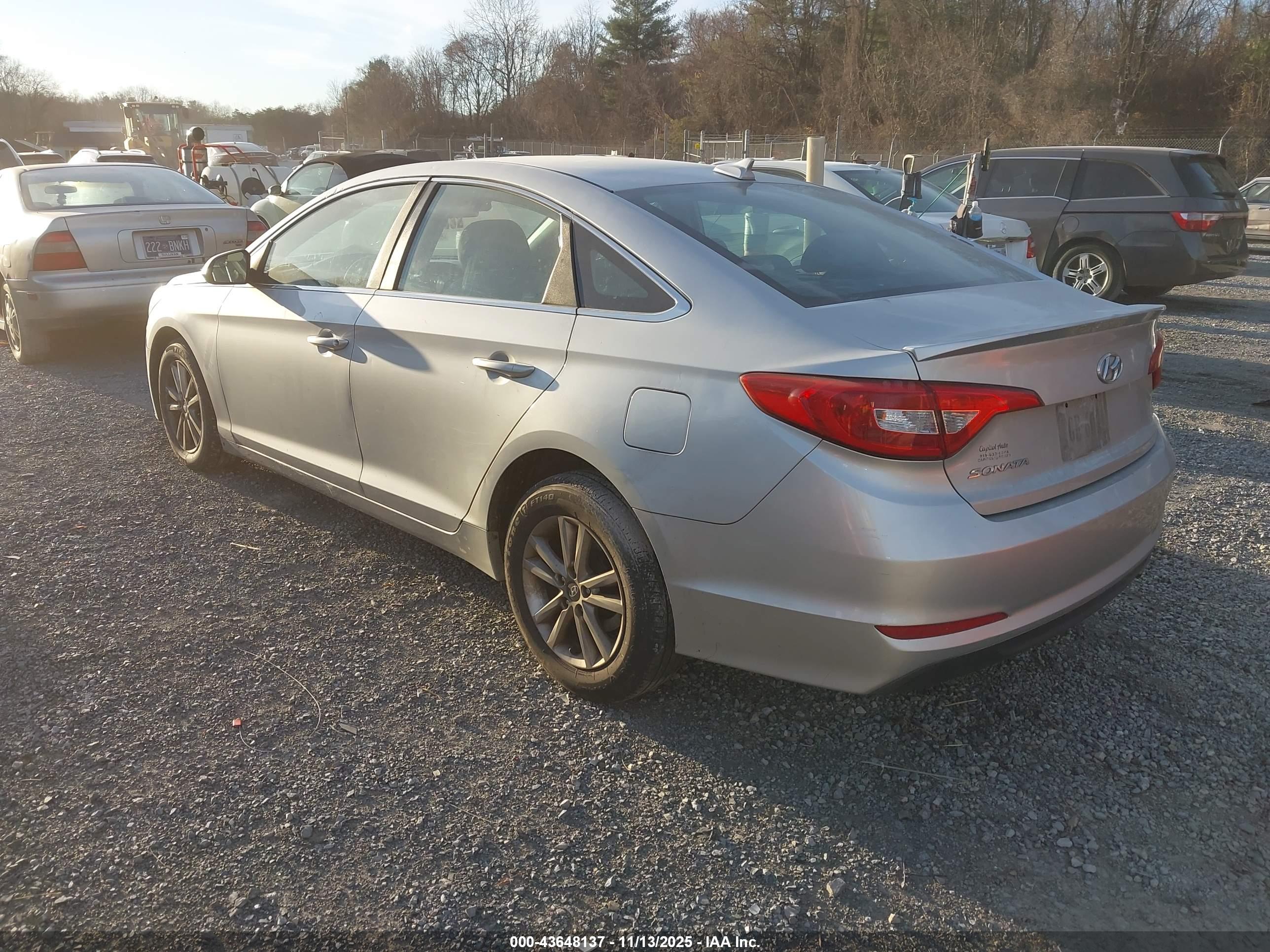 HYUNDAI SONATA image 3
