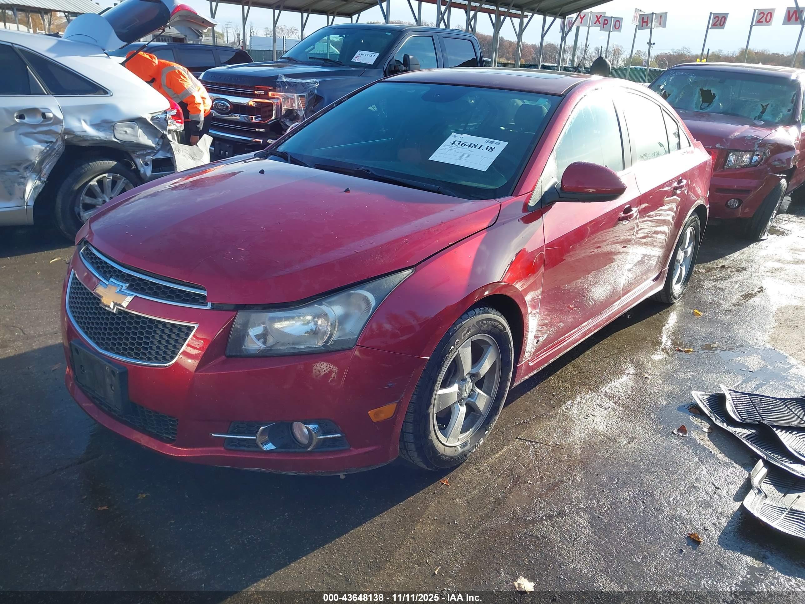 CHEVROLET CRUZE image 2