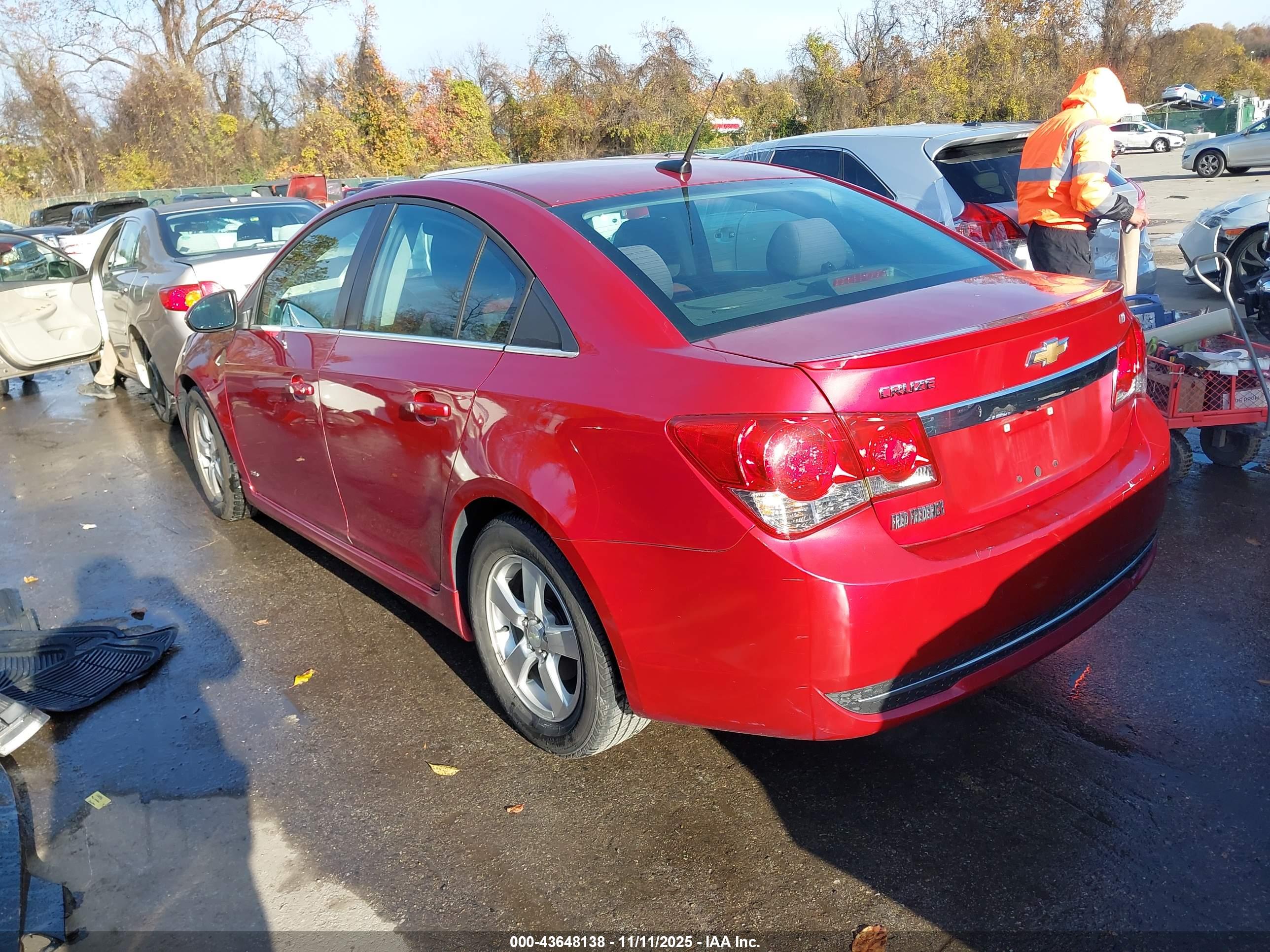 CHEVROLET CRUZE image 3