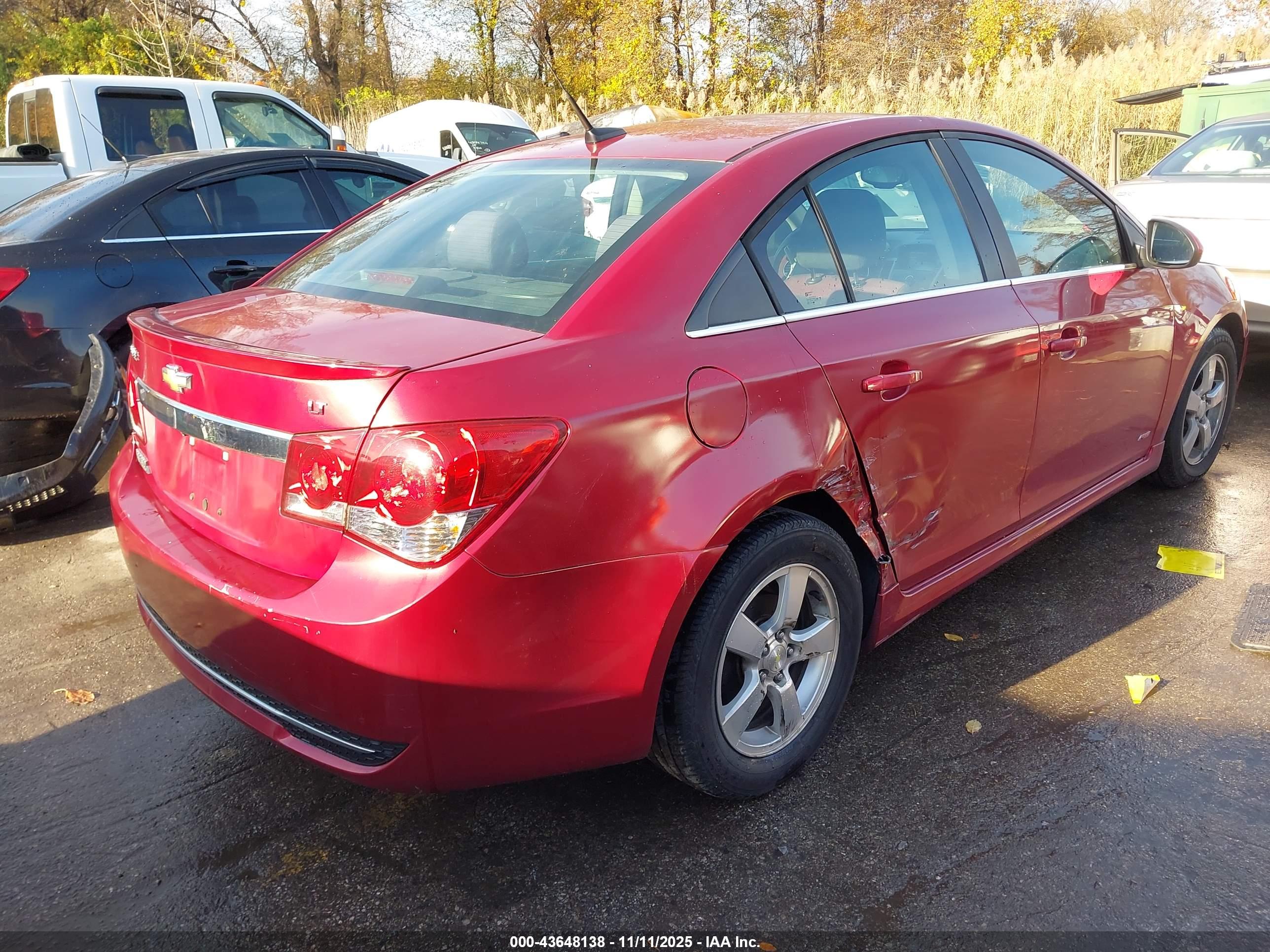 CHEVROLET CRUZE image 4