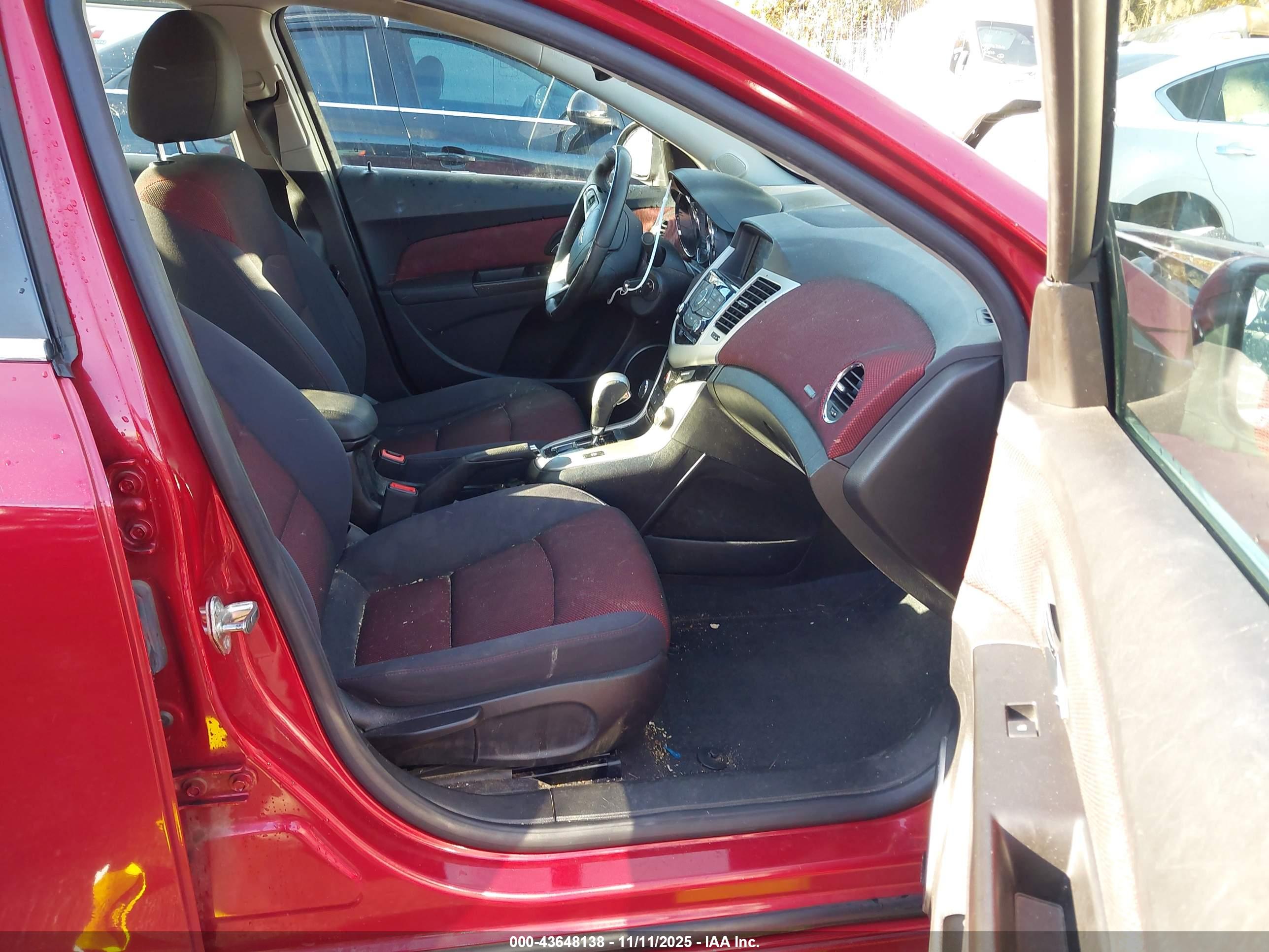 CHEVROLET CRUZE image 5