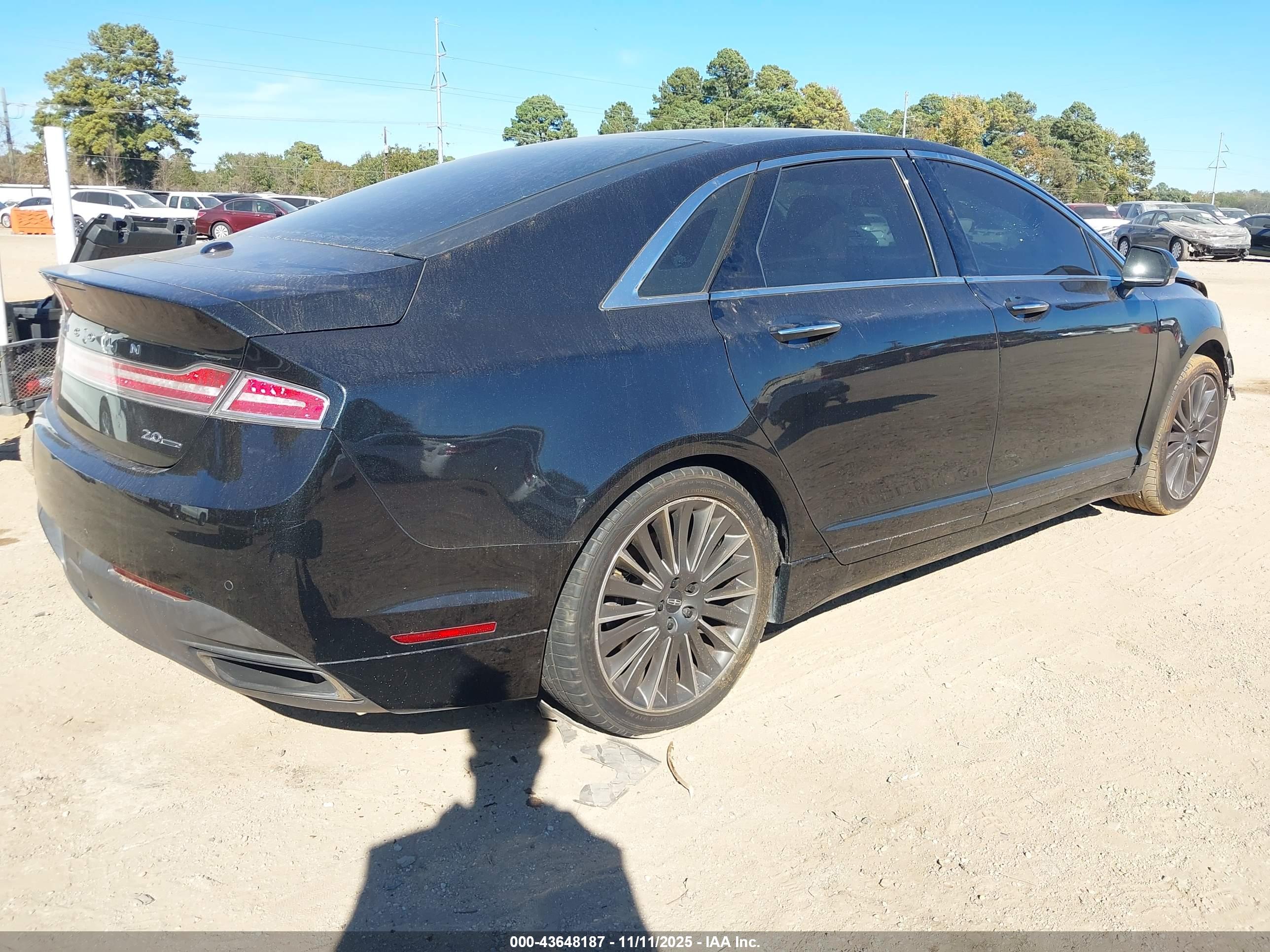 LINCOLN MKZ image 4