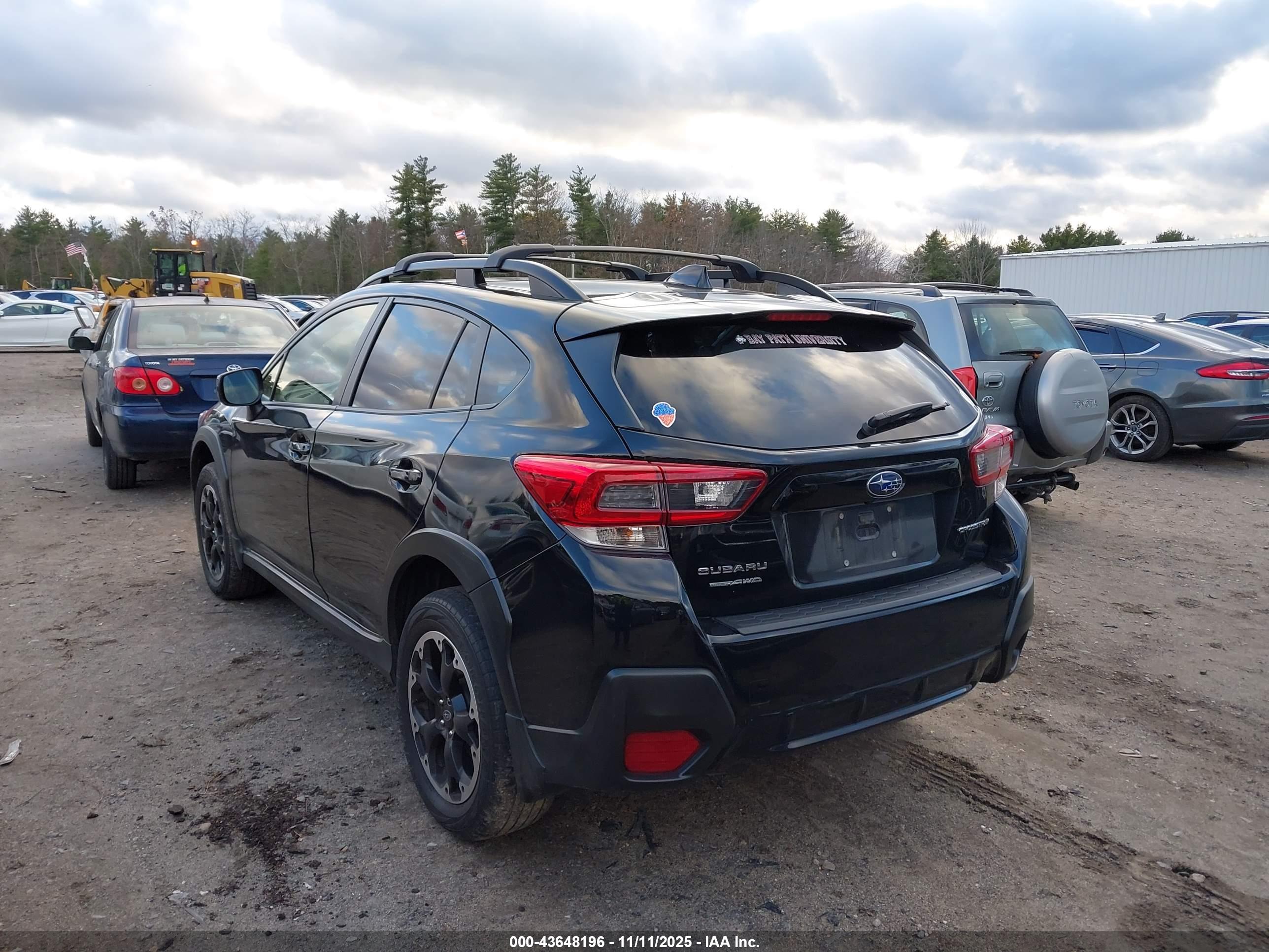 SUBARU CROSSTREK image 3