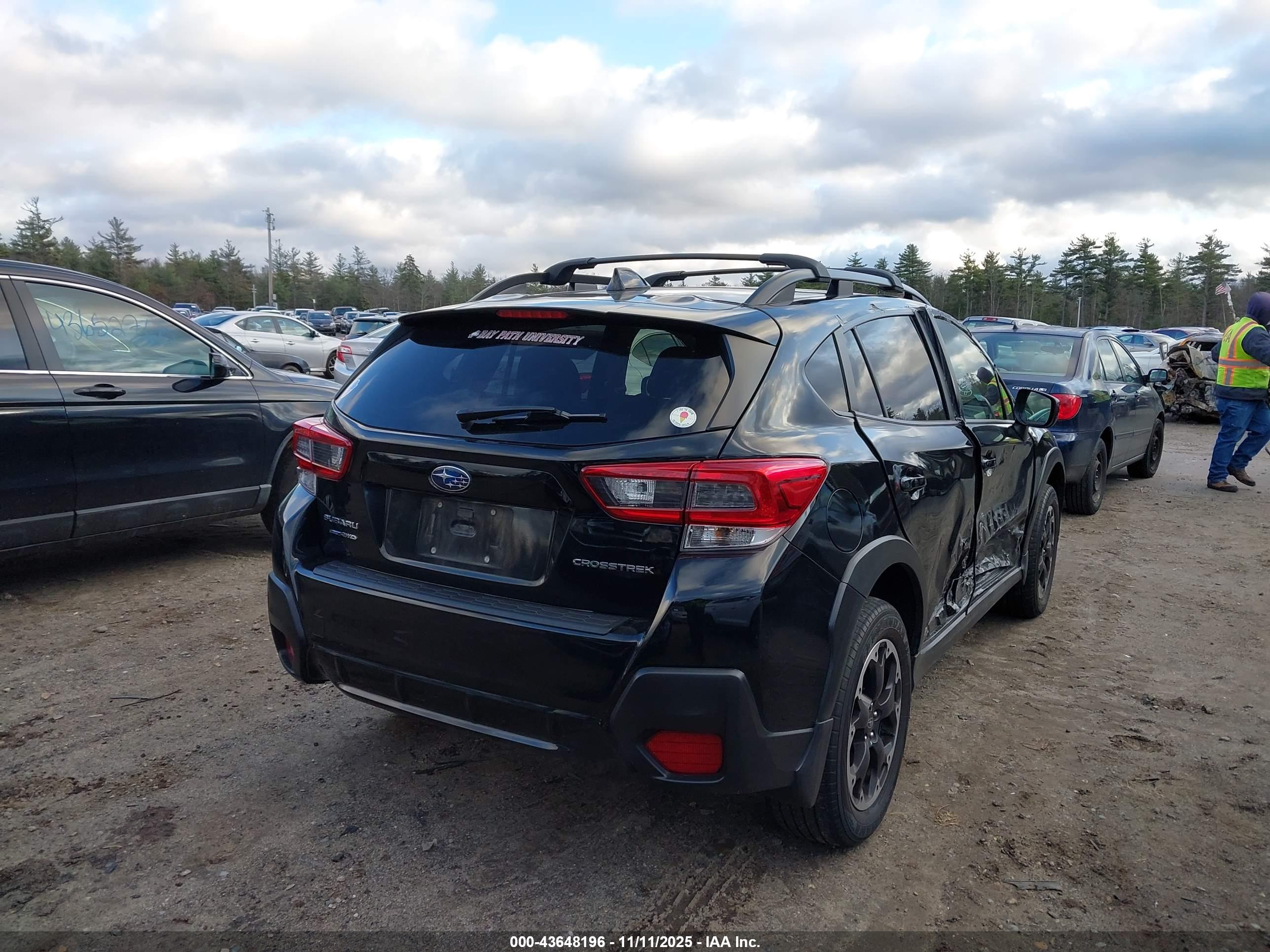 SUBARU CROSSTREK image 4